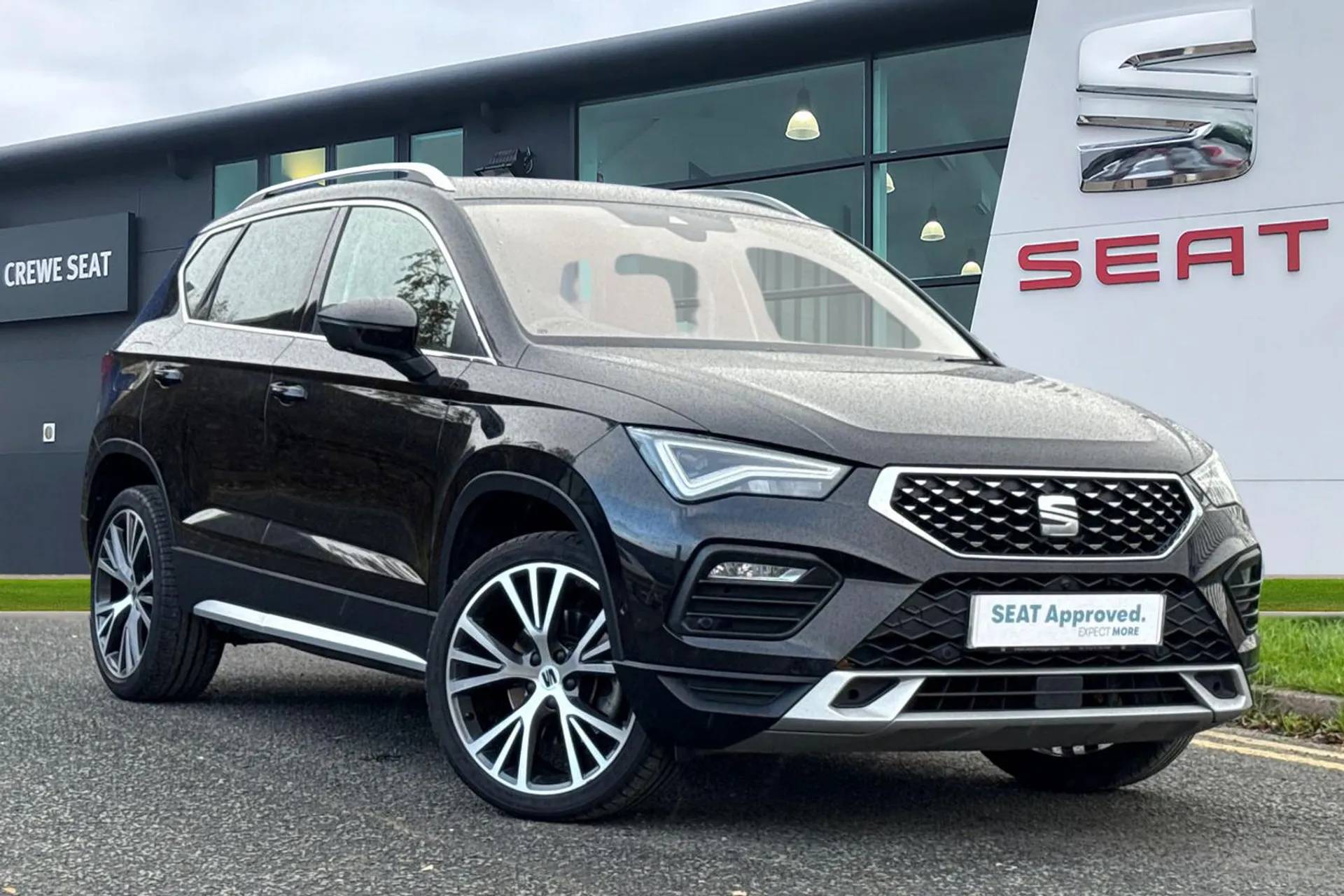 DG72EDJ SEAT Ateca 1.5 TSI EVO XPERIENCE Lux Euro 6 (s/s) 5dr Image #1