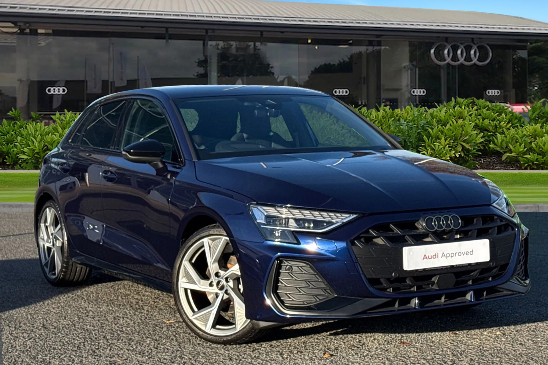 KS74FAO Audi A3 Black Edition 35 TFSI 150 PS S tronic Image #1