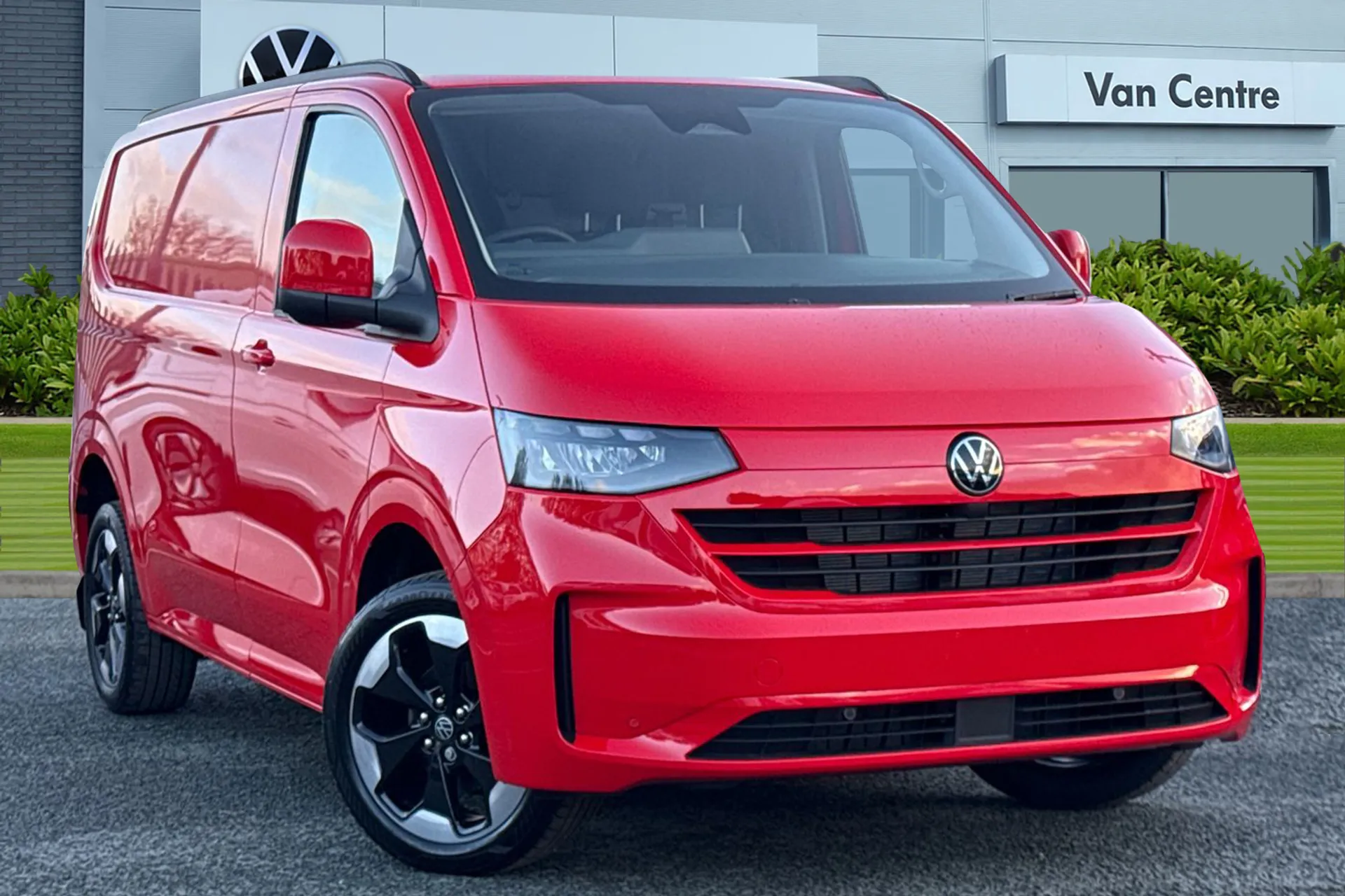 CX75KFE Volkswagen Transporter 2.0 TDI T28 Commerce Pro Panel Van 5dr Diesel Auto FWD SWB Euro 6 (s/s) (150 ps) Image #1