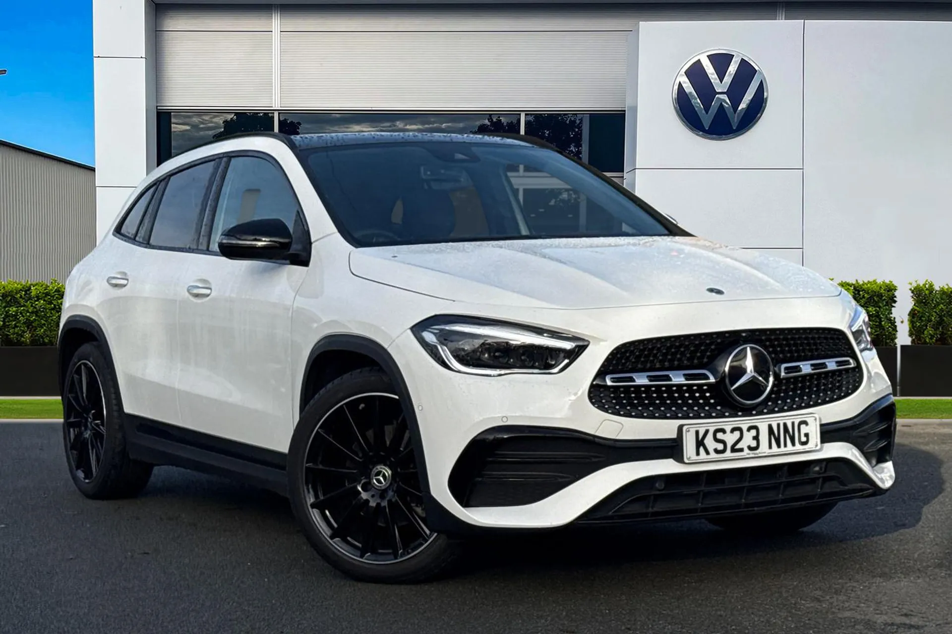 KS23NNG Mercedes-Benz Gla 1.3 GLA200 AMG Line Night Edition (Premium Plus) 7G-DCT Euro 6 (s/s) 5dr Image #1