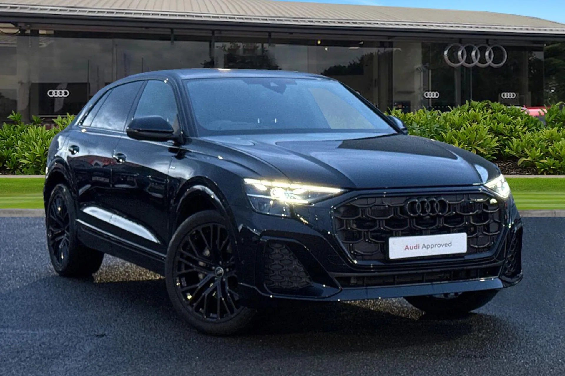PX75XOM Audi Q8 50 TDI Quattro Black Edition 5dr Tiptronic Image #1