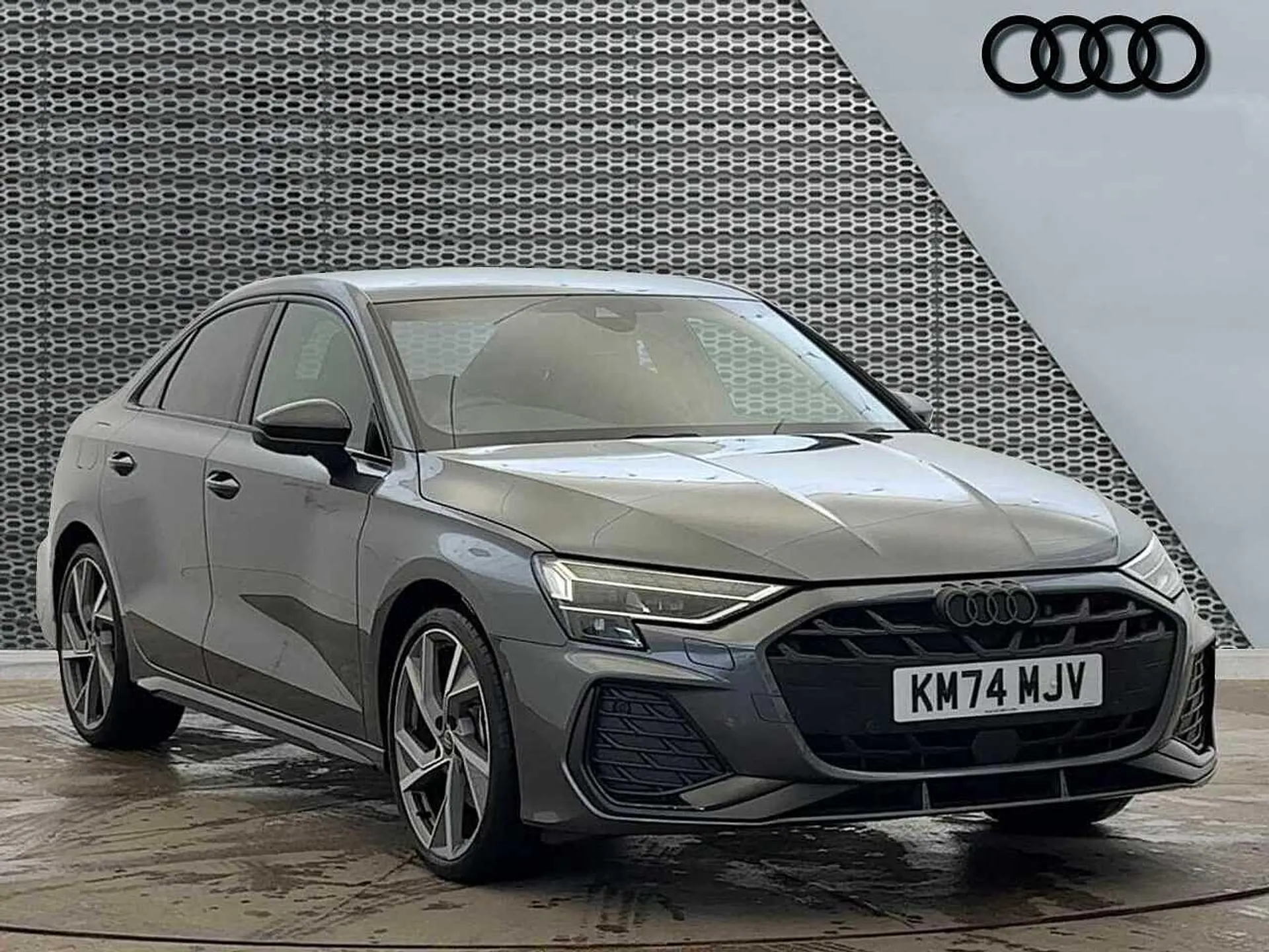 KM74MJV Audi A3 Black Edition 35 TFSI 150 PS S tronic Image #1