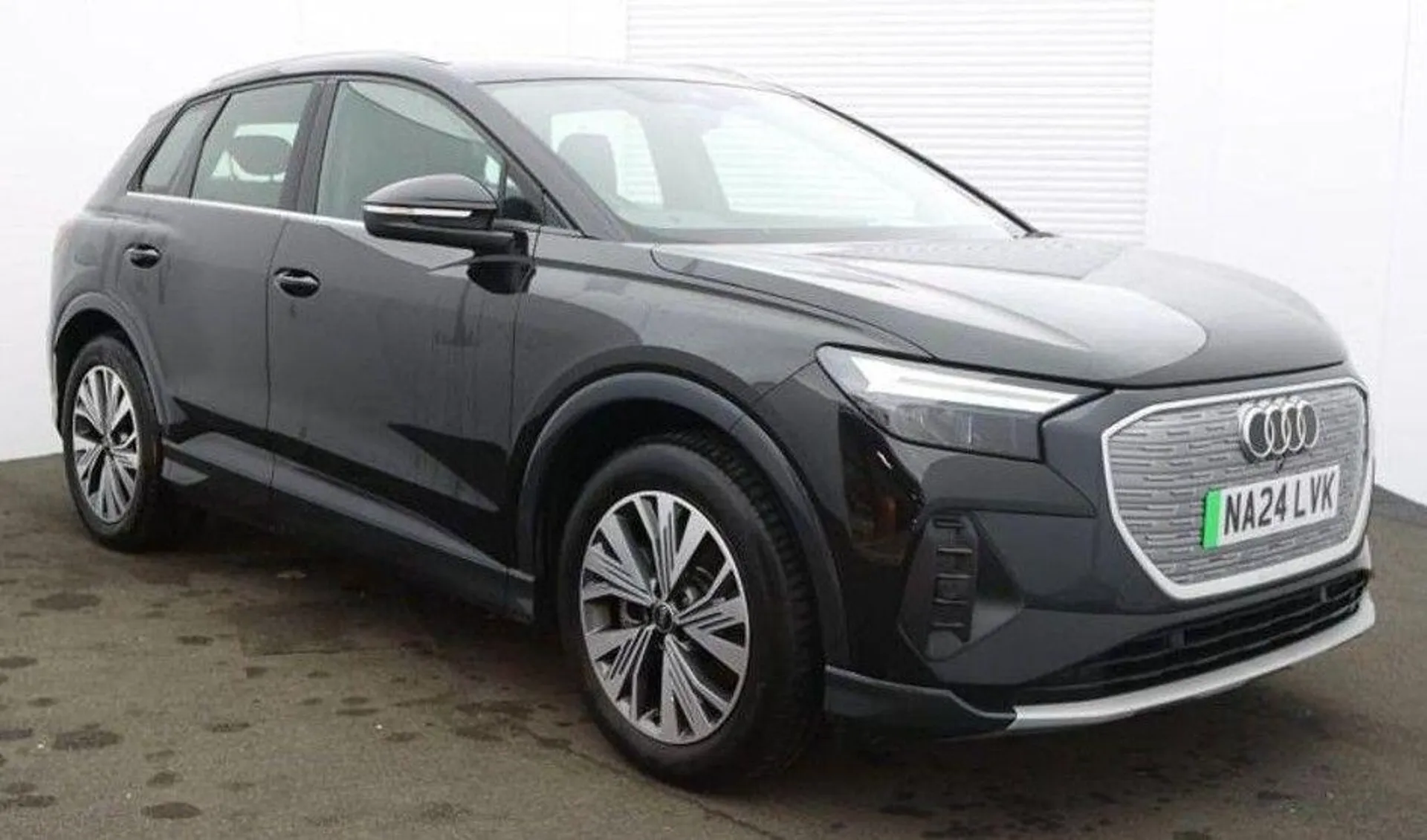 NA24LVK Audi Q4 e-tron Q4  Sport 45 e-tron  210,00 kW Image #1