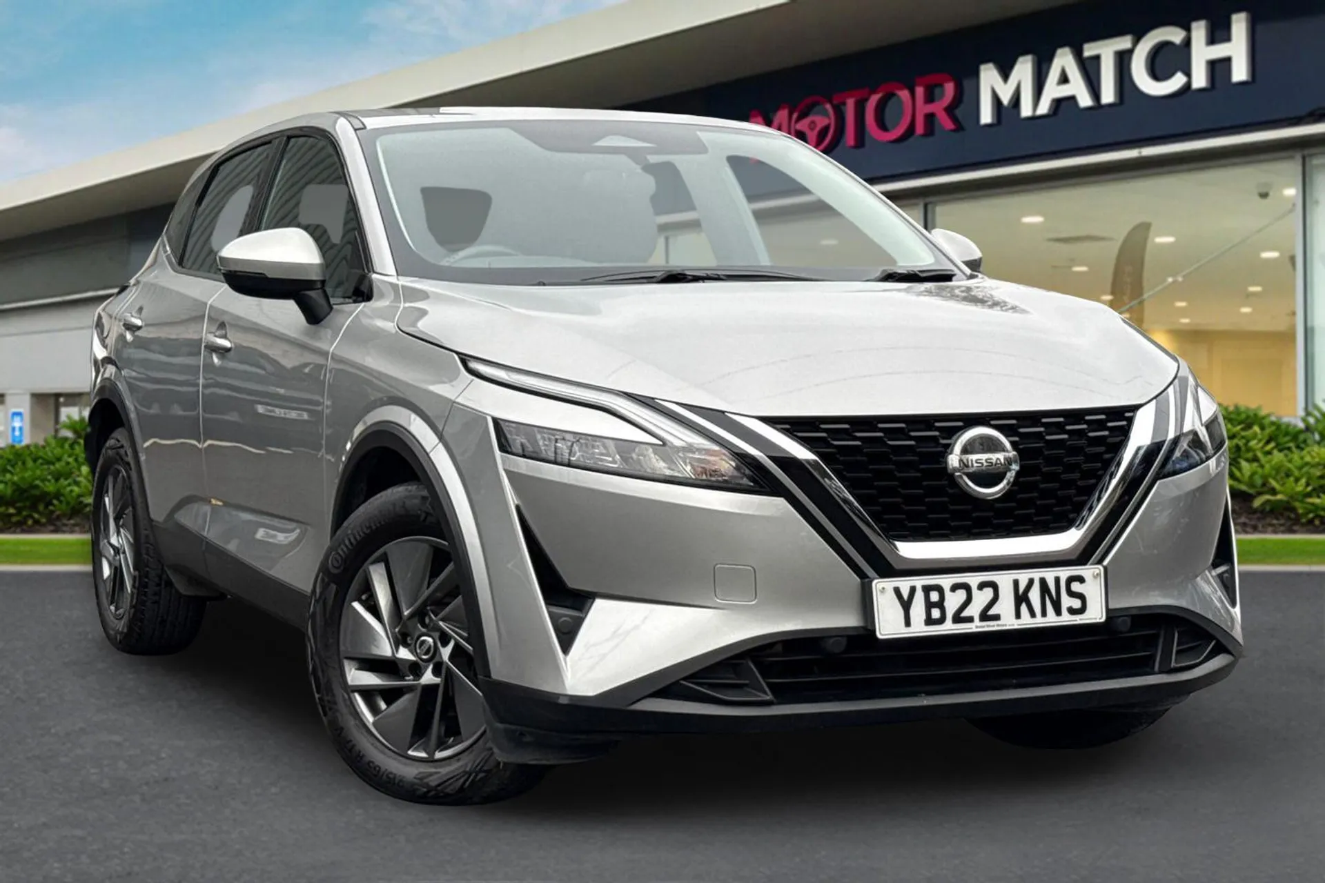 YB22KNS Nissan Qashqai 1.3 DiG-T MH Acenta Premium 5dr Image #1