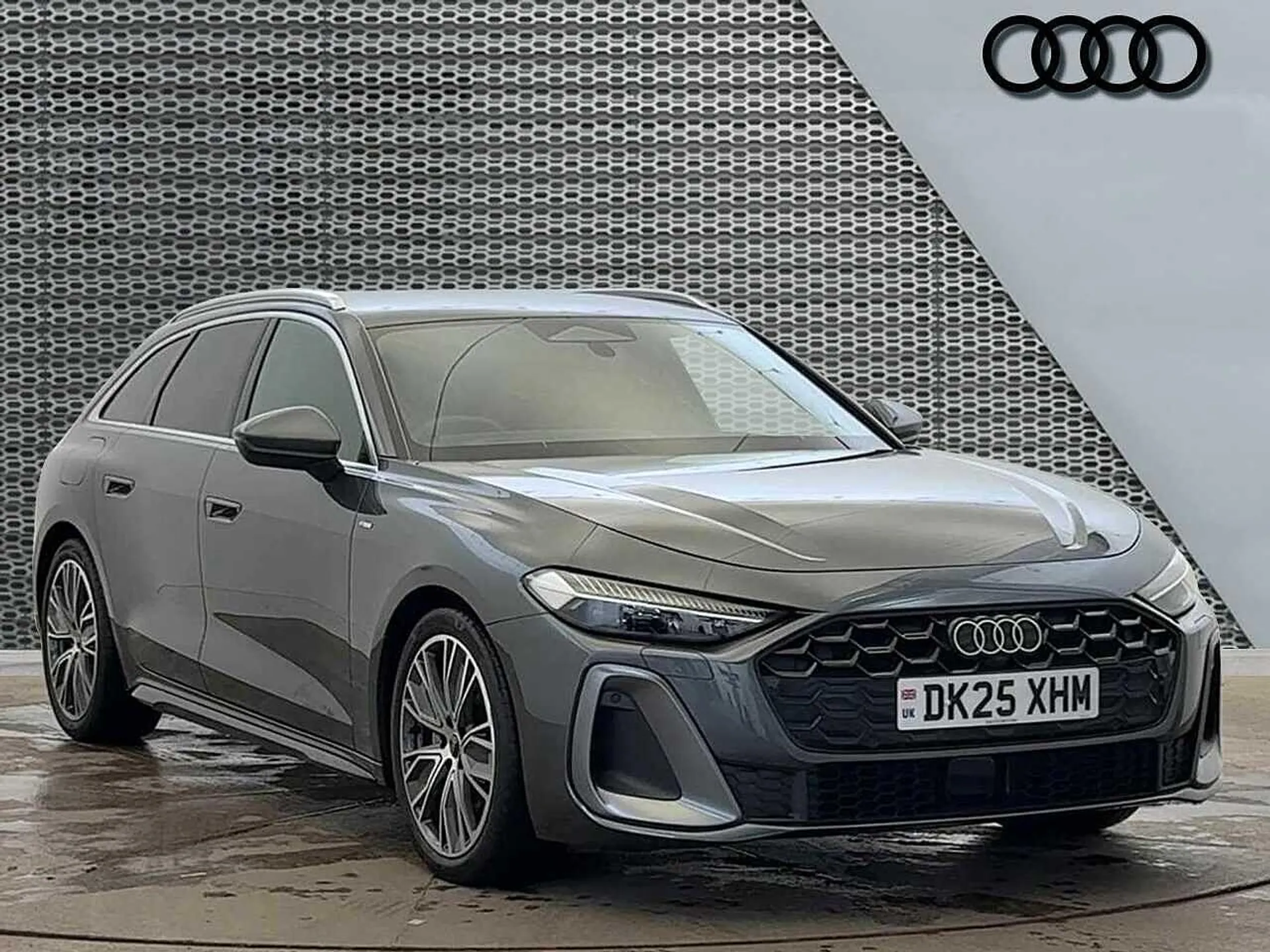 DK25XHM Audi A5 Avant S line TFSI  204 PS S tronic Image #1