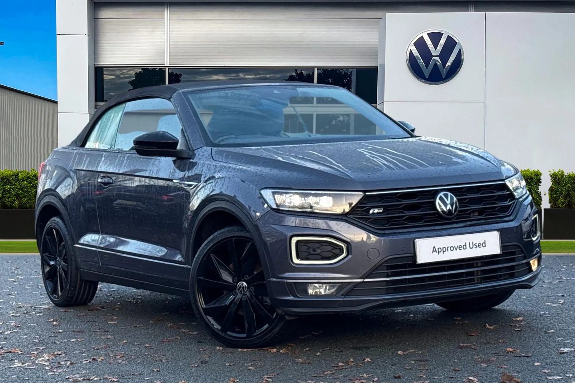 AF70UTL Volkswagen T-Roc 1.5 TSI R-Line 2dr DSG | Heated Seats | Beats Audio Image #1