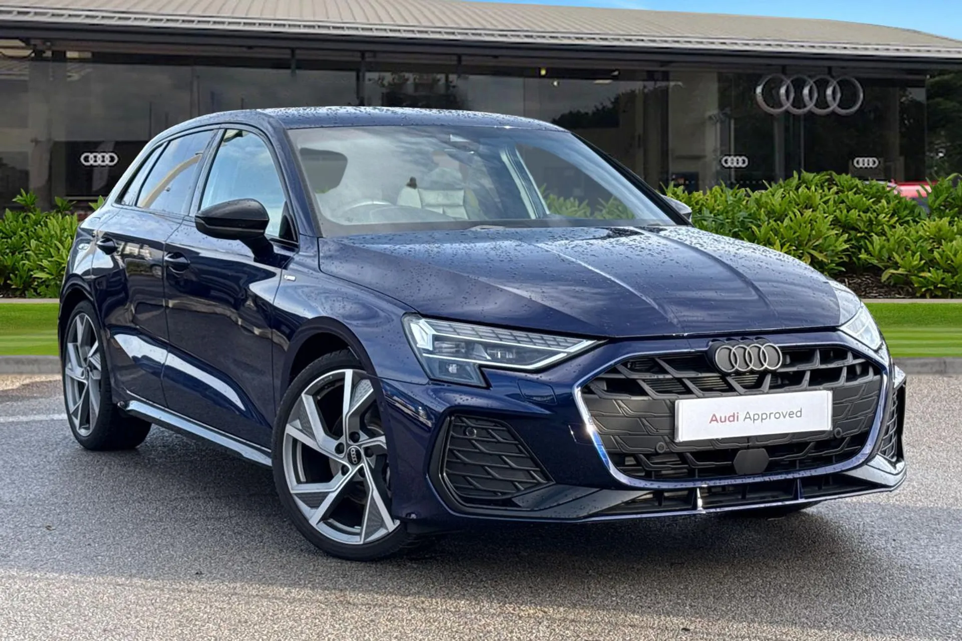 KT25YDS Audi A3 Black Edition 35 TFSI  150 PS S tronic Image #1