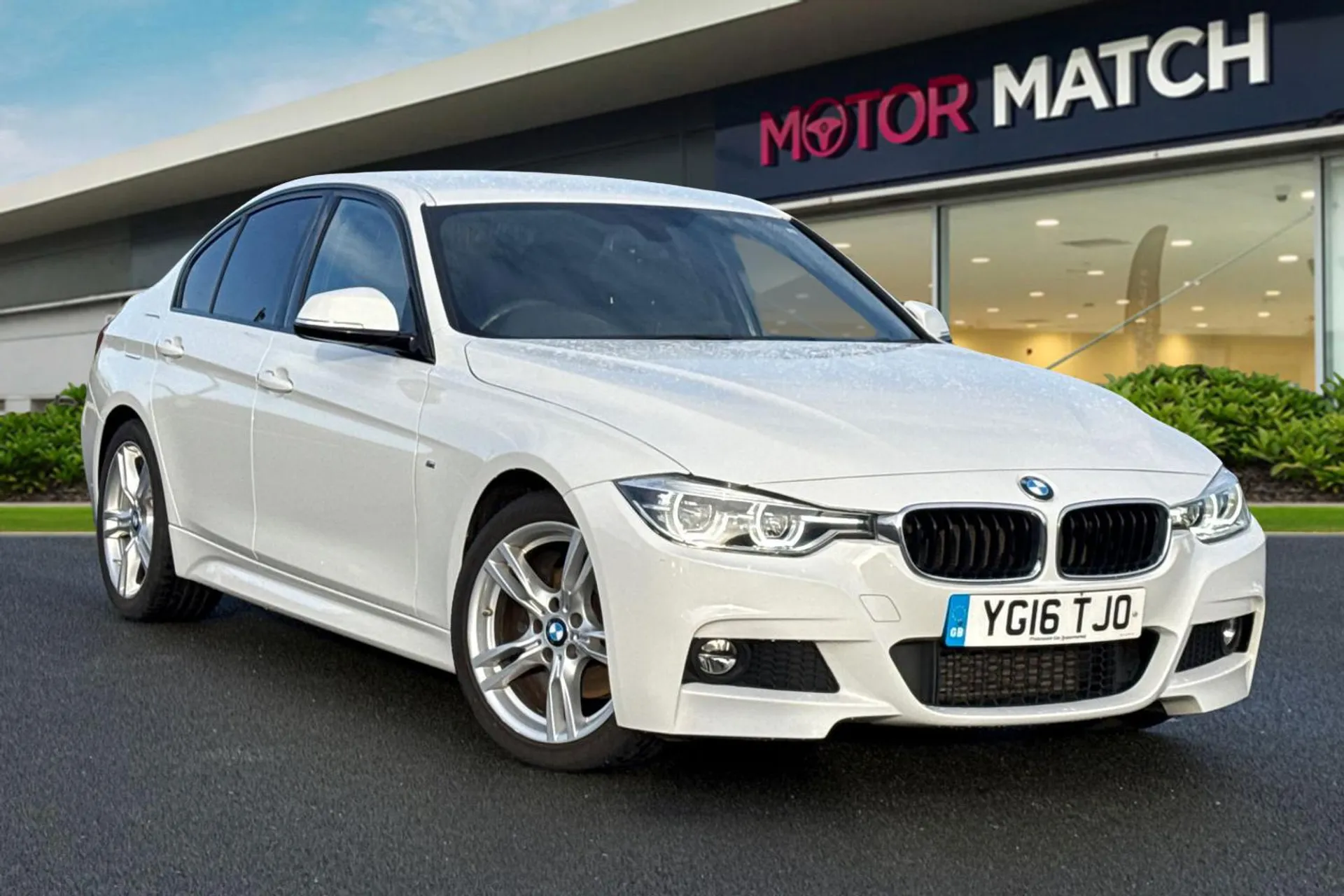YG16TJO BMW 3 Series 2.0 320d M Sport Auto Euro 6 (s/s) 4dr Image #1