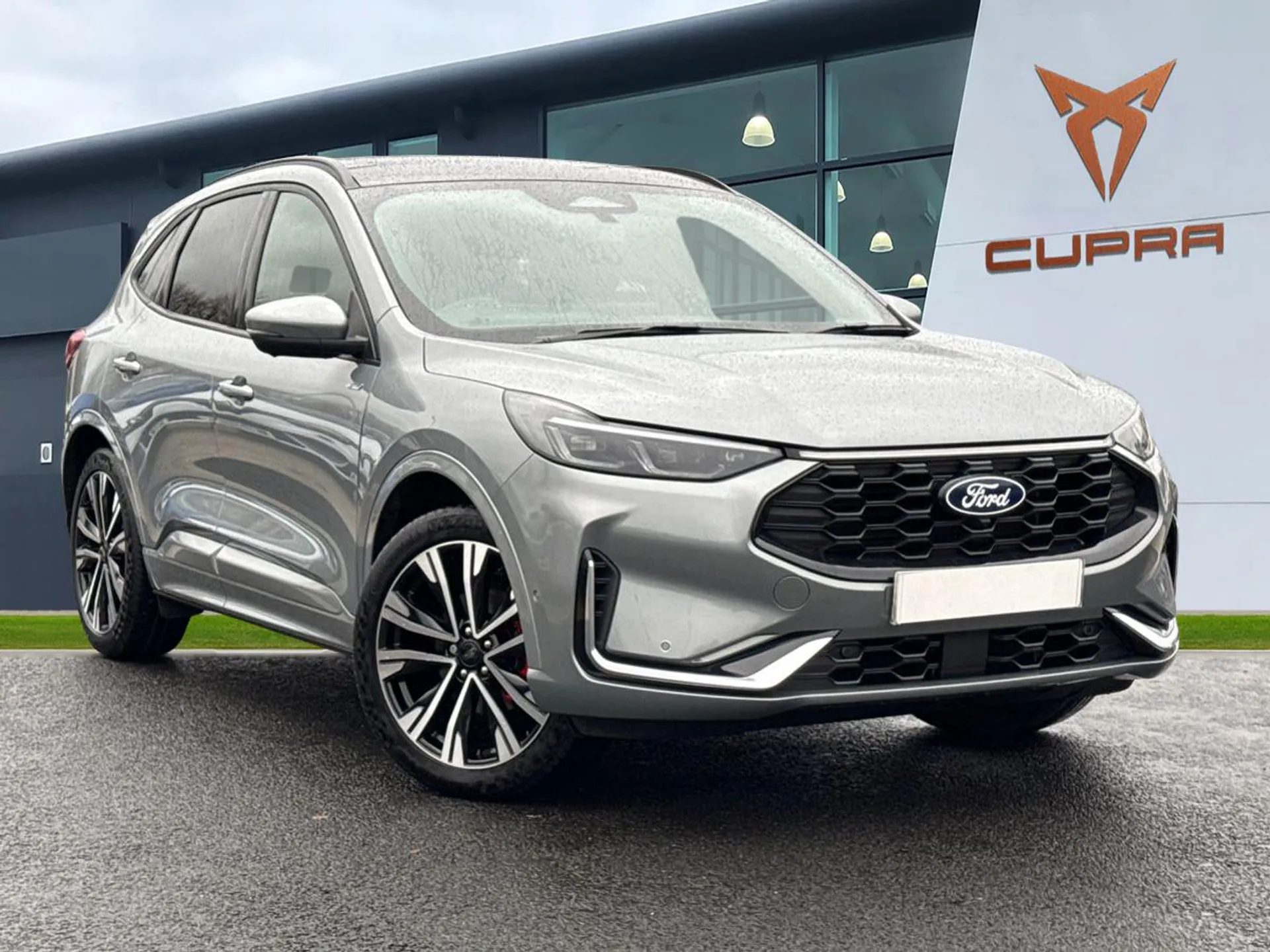 EN24OCX Ford Kuga 2.5h Duratec ST-Line X CVT AWD Euro 6 (s/s) 5dr Image #1