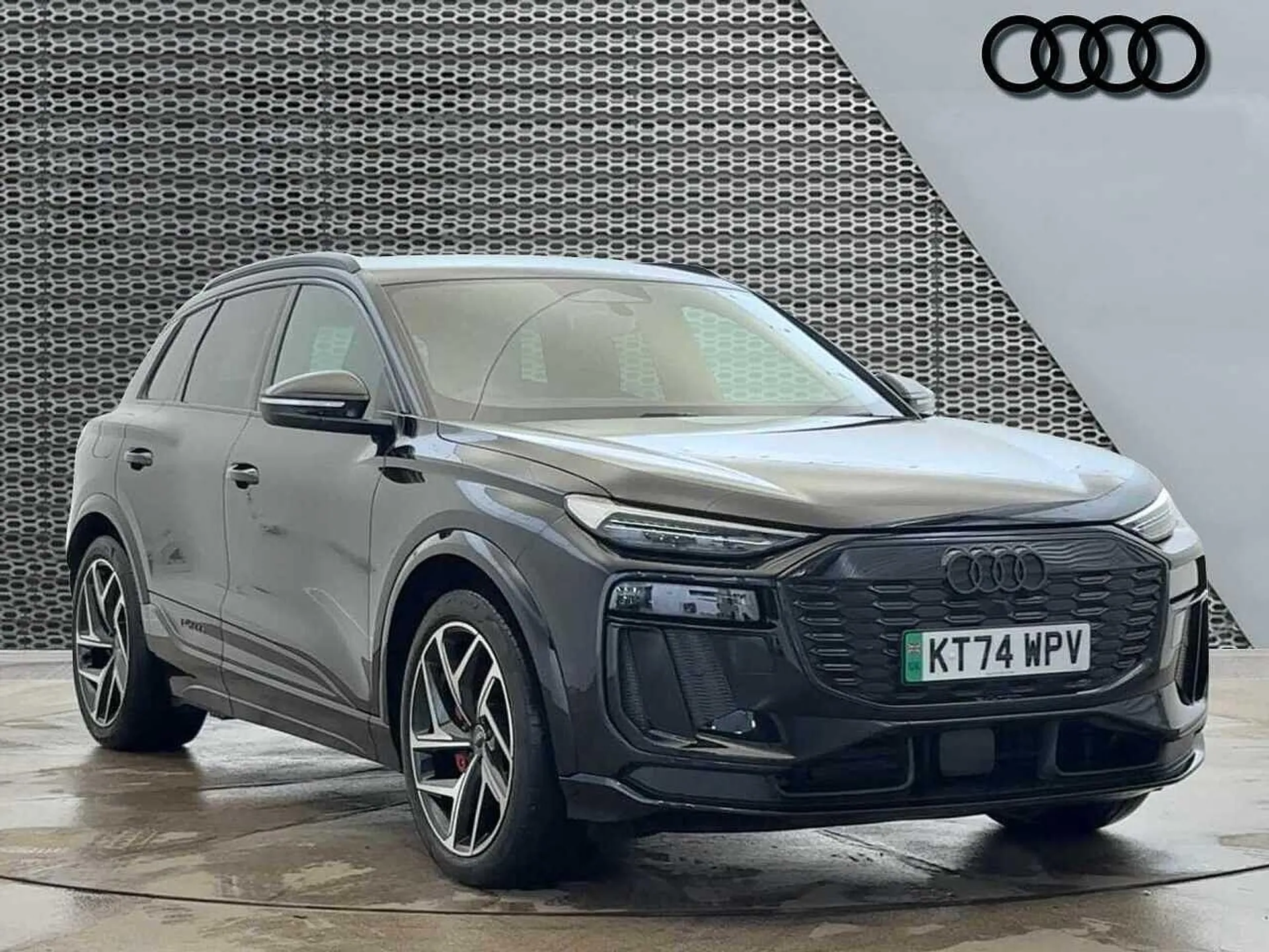 KT74WPV Audi Q6 E-Tron Q6 SUV Edition 1 e-tron quattro  kW Image #1