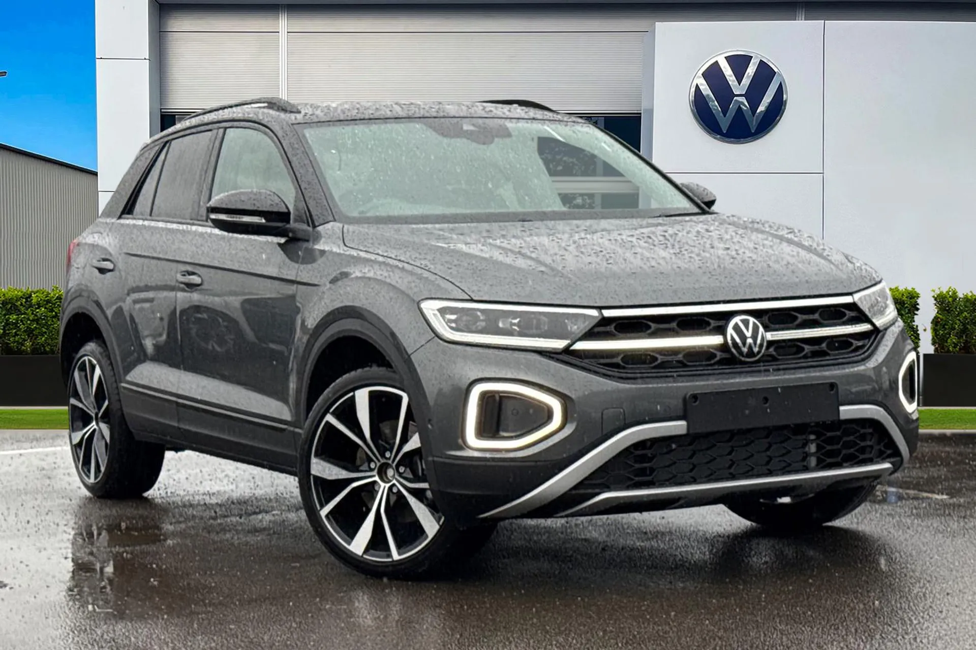 Volkswagen T-Roc 1.5 TSI Style Design Euro 6 (s/s) 5dr Image #1