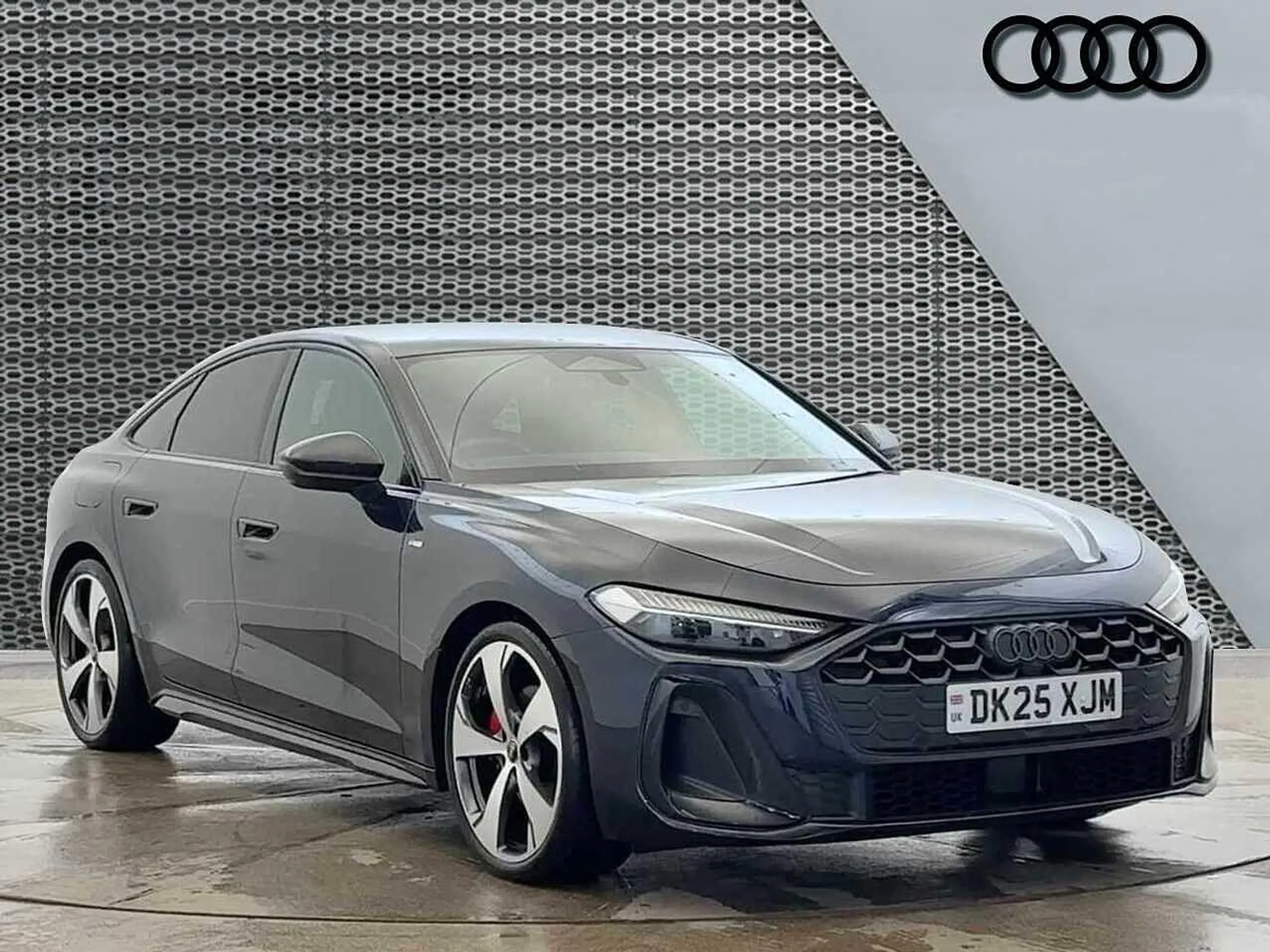 DK25XJM Audi A5 Edition 1 TFSI  204 PS S tronic Image #1