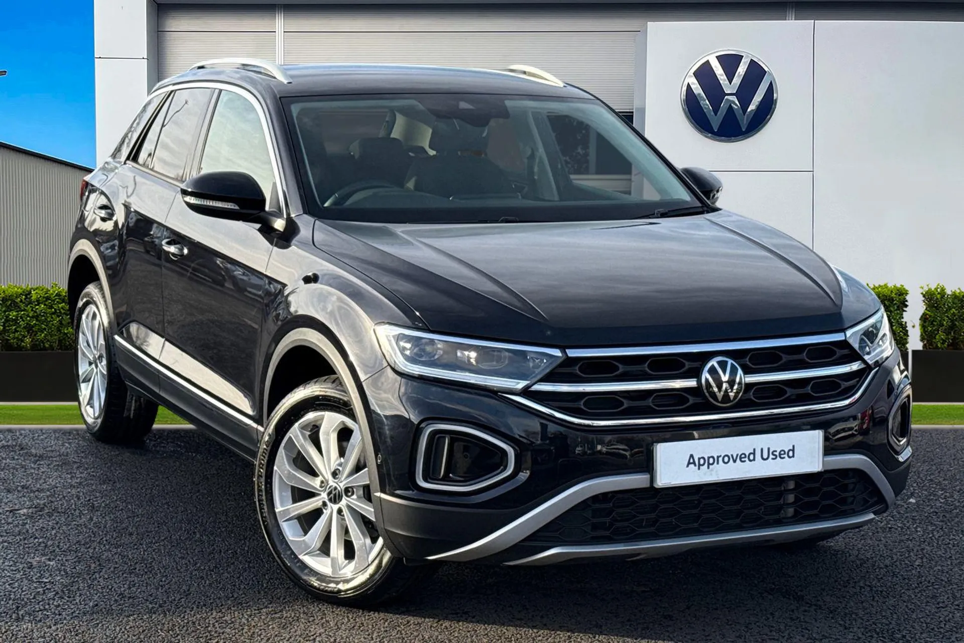 GJ74TVC Volkswagen T-Roc 1.5 TSI Style 5dr DSG Image #1