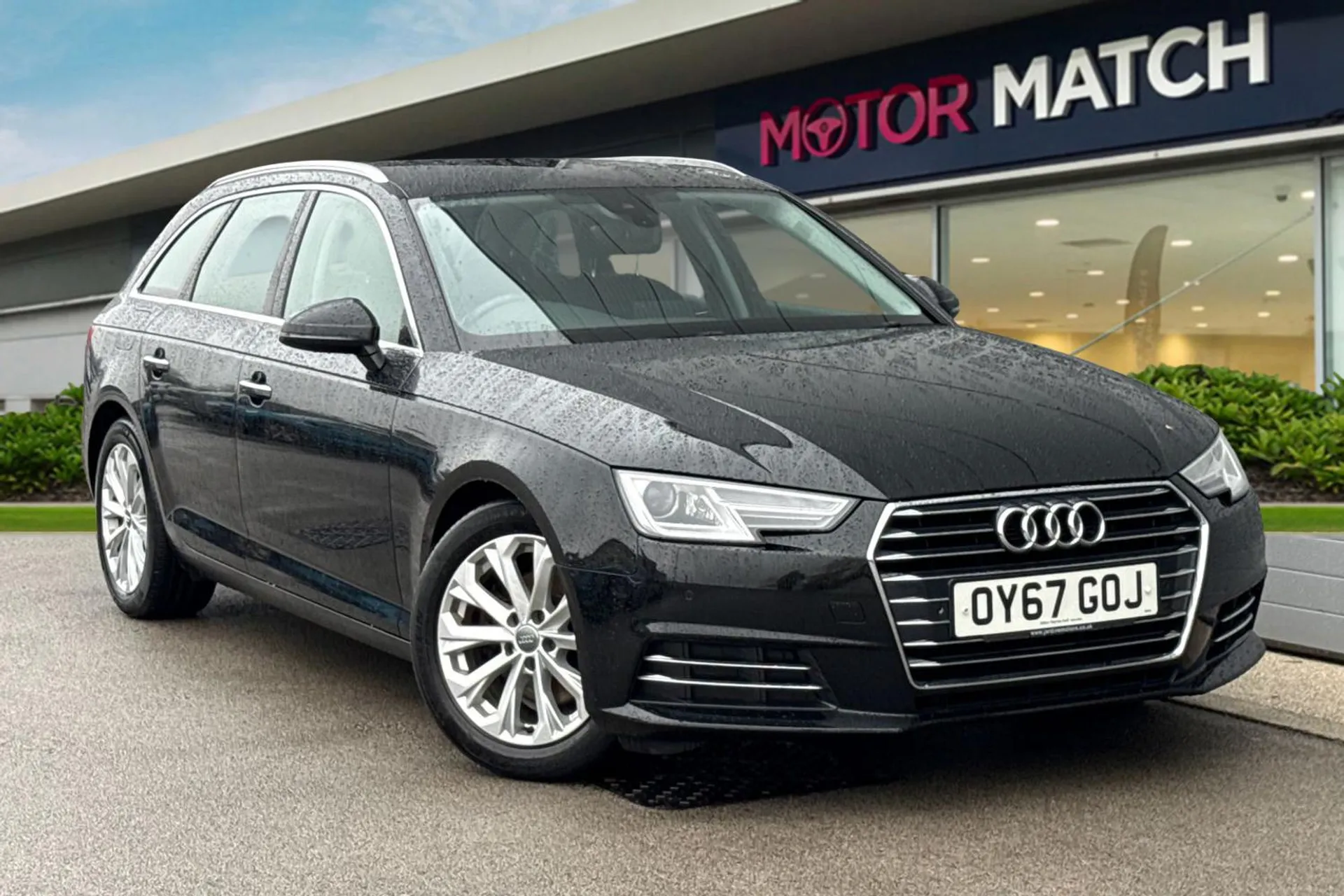 OY67GOJ Audi A4 Avant 2.0 TDI ultra SE Euro 6 (s/s) 5dr Image #1