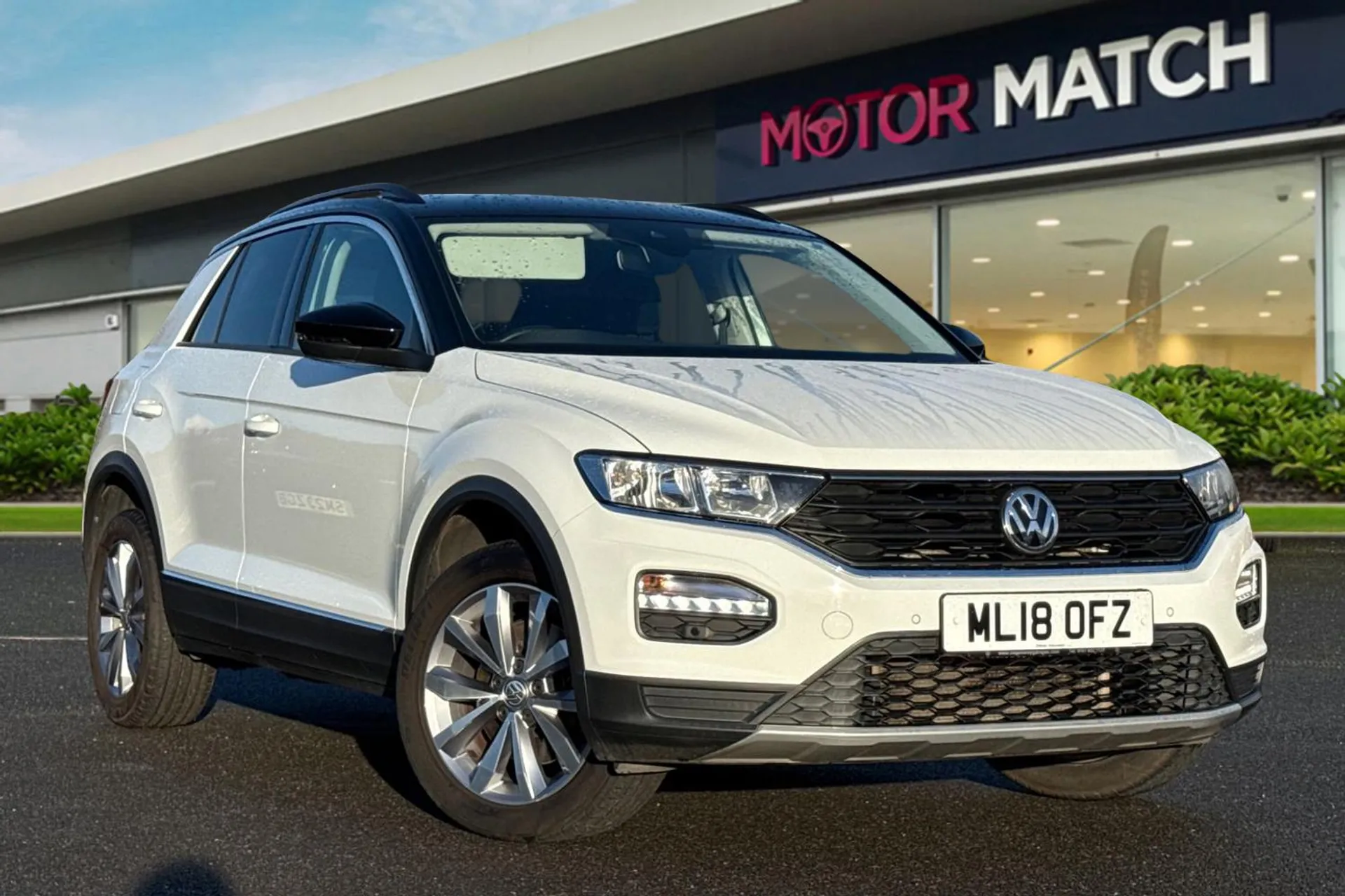 ML18OFZ Volkswagen T-Roc 1.5 TSI EVO Design Euro 6 (s/s) 5dr Image #1