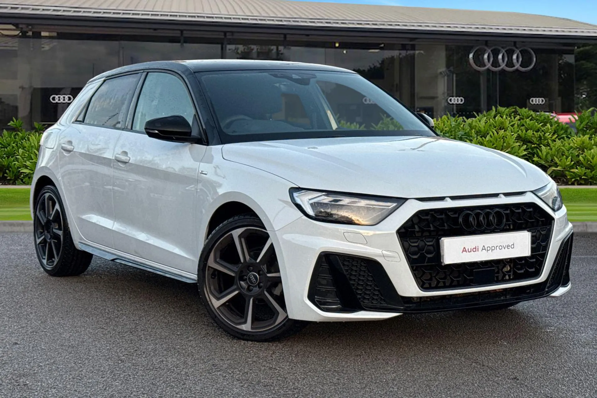 PN25JCZ Audi A1 Black Edition 25 TFSI 95 PS S tronic Image #1