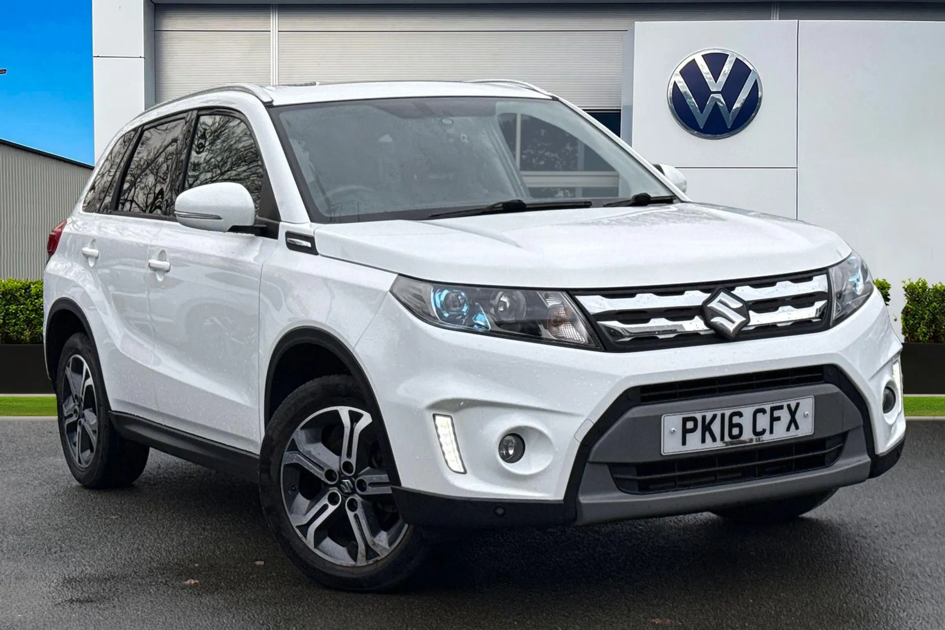 PK16CFX Suzuki Vitara 1.6 SZ5 Auto ALLGRIP Euro 6 (s/s) 5dr Image #1