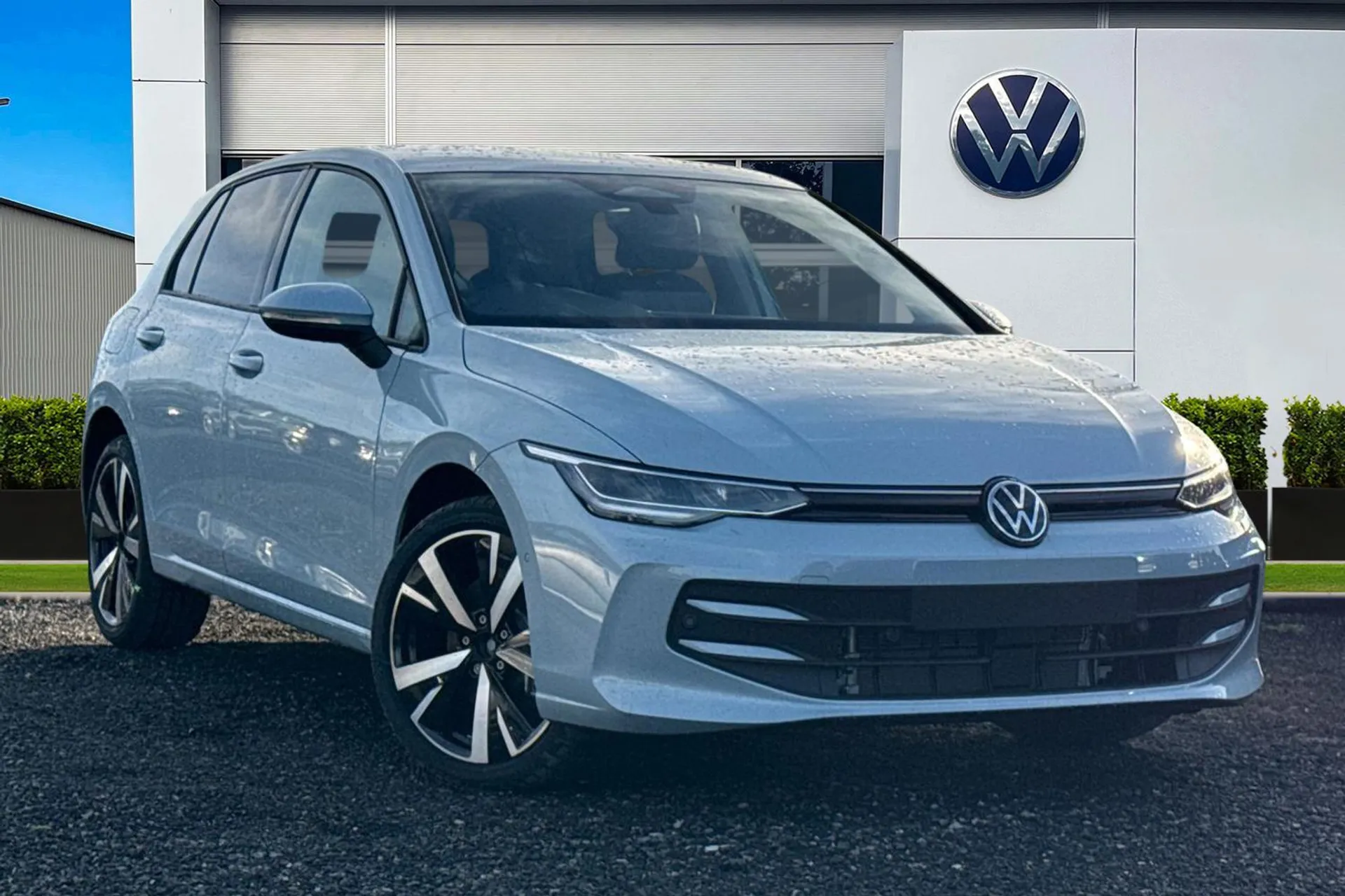 Volkswagen Golf 1.5 eTSI 150 Match 5dr DSG Image #1