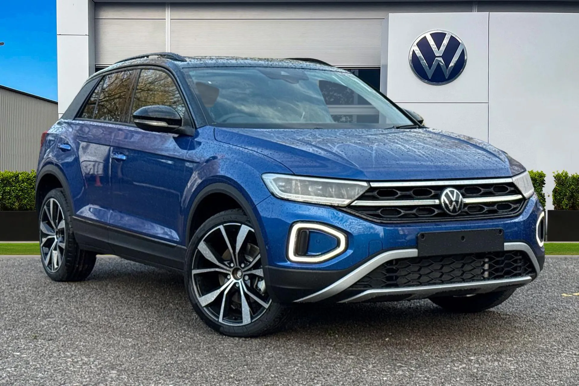 Volkswagen T-Roc 2.0 TDI 150 EVO Style 5dr DSG Image #1