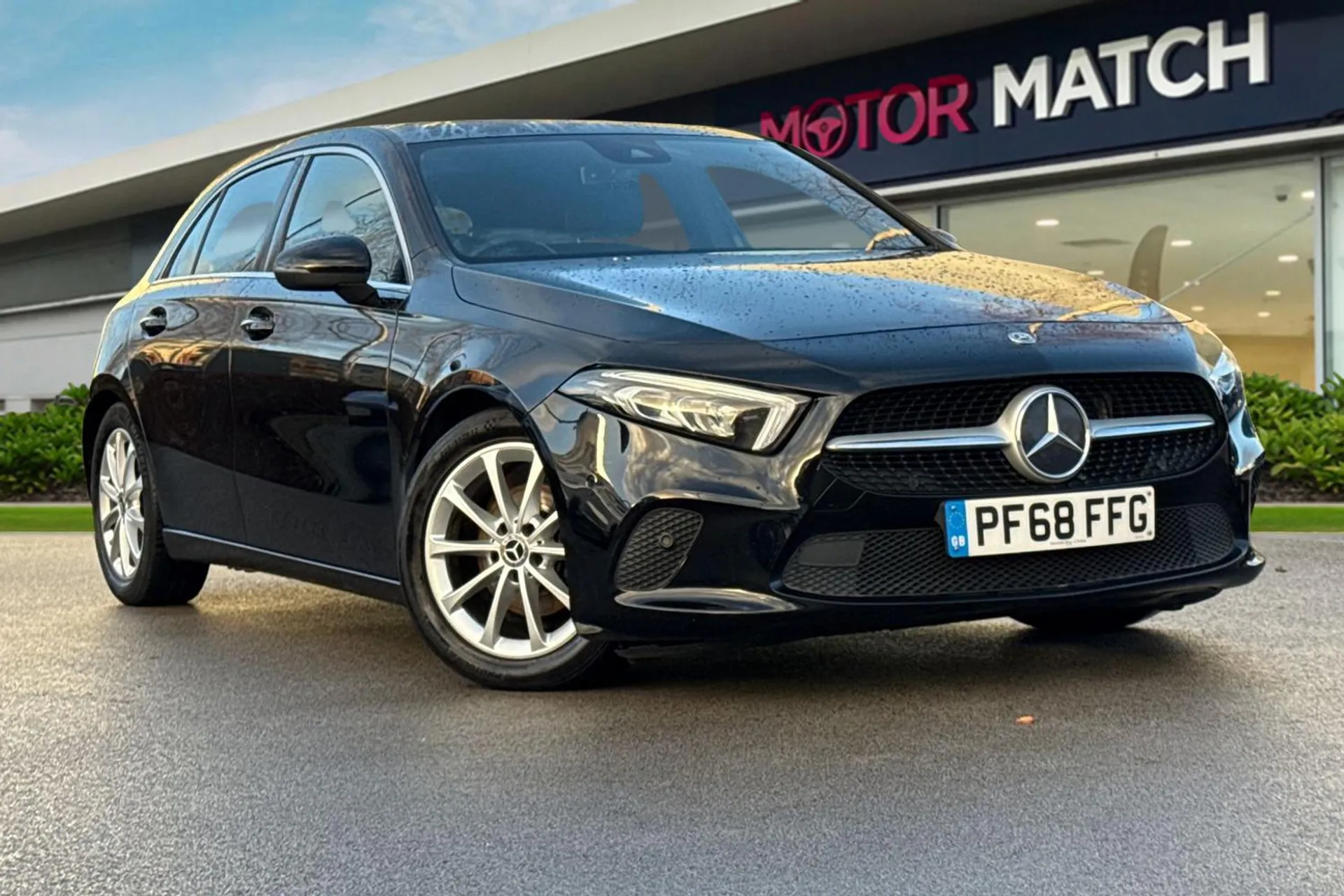 PF68FFG Mercedes-Benz A Class 1.5 A180d Sport (Executive) 7G-DCT Euro 6 (s/s) 5dr Image #1
