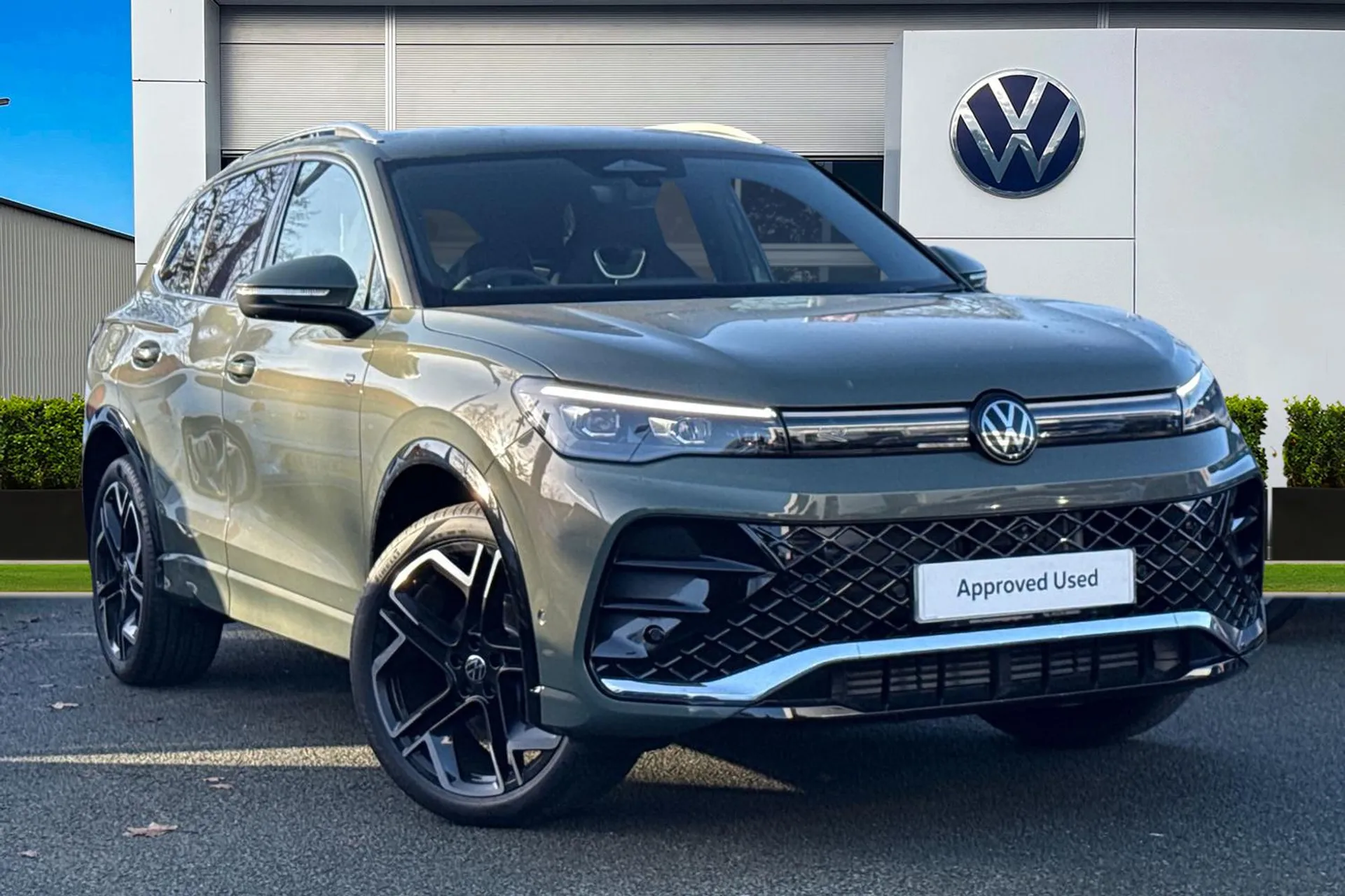 DG75ZPU Volkswagen Tiguan 1.5 eTSI 150 R-Line 5dr DSG Image #1