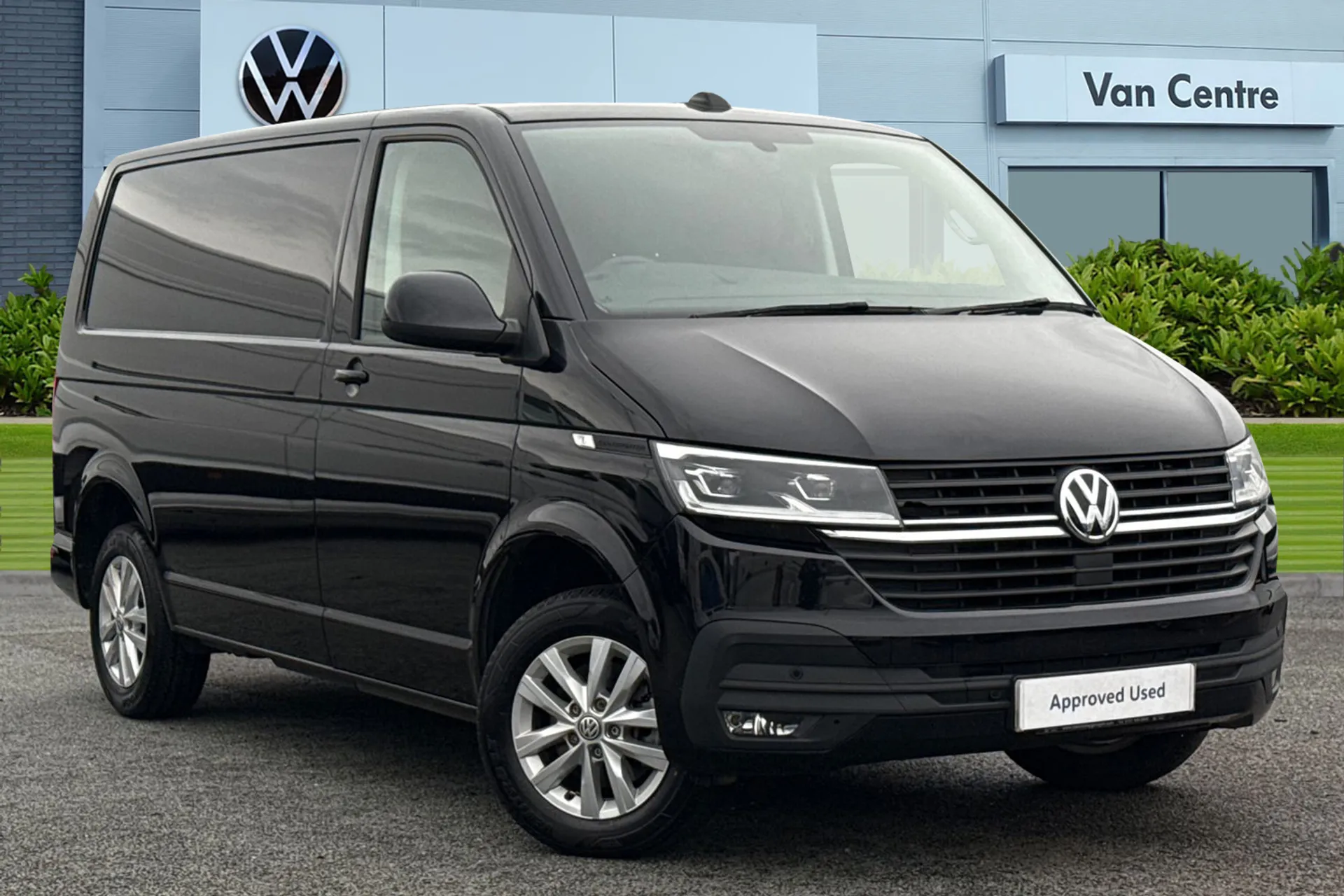 DE74JMV Volkswagen Transporter 2.0 TDI 110 Highline Van Image #1