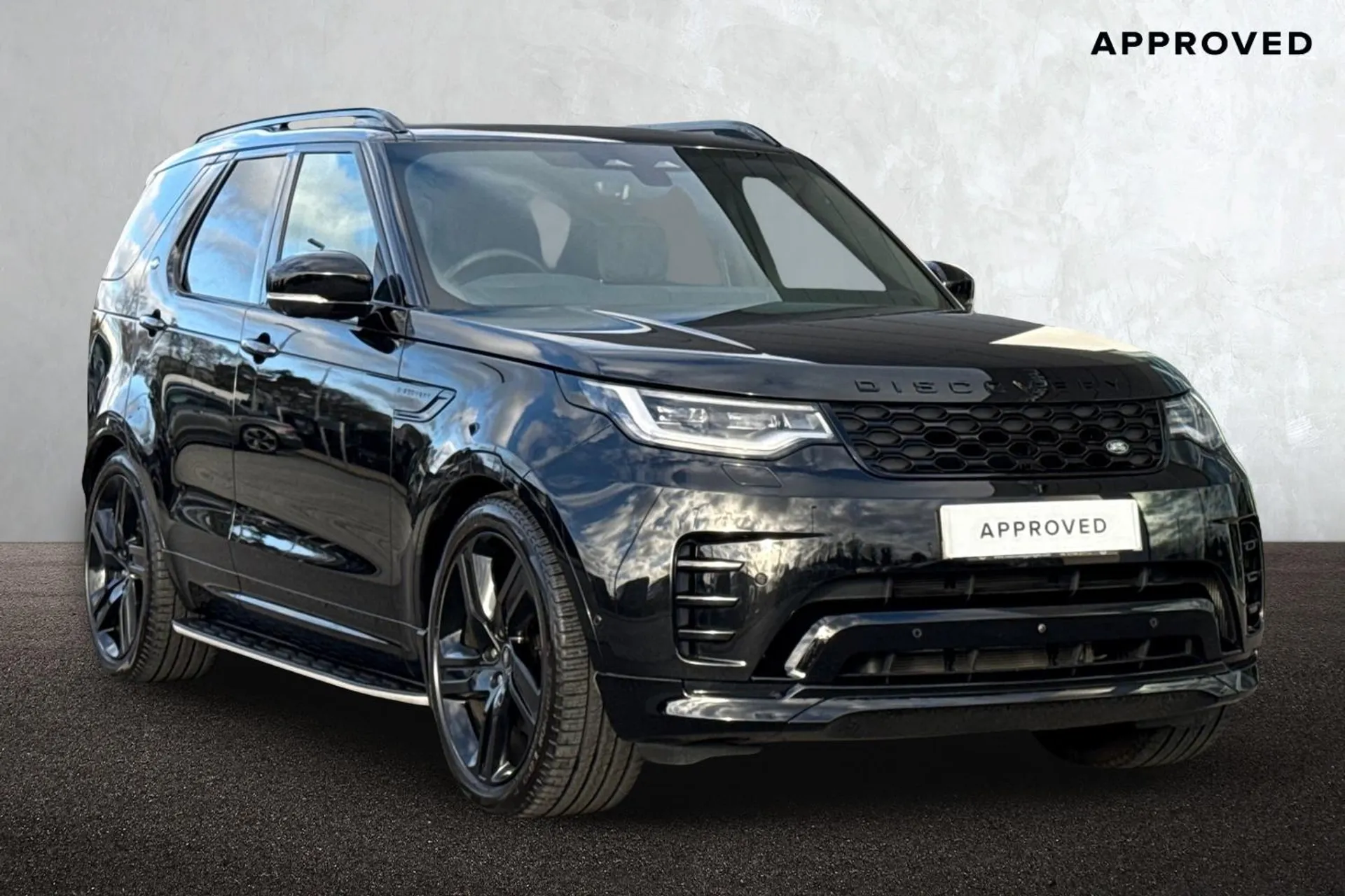 DW25NZC Land Rover Discovery 3.0 D350 Dynamic HSE 5dr Auto Image #1