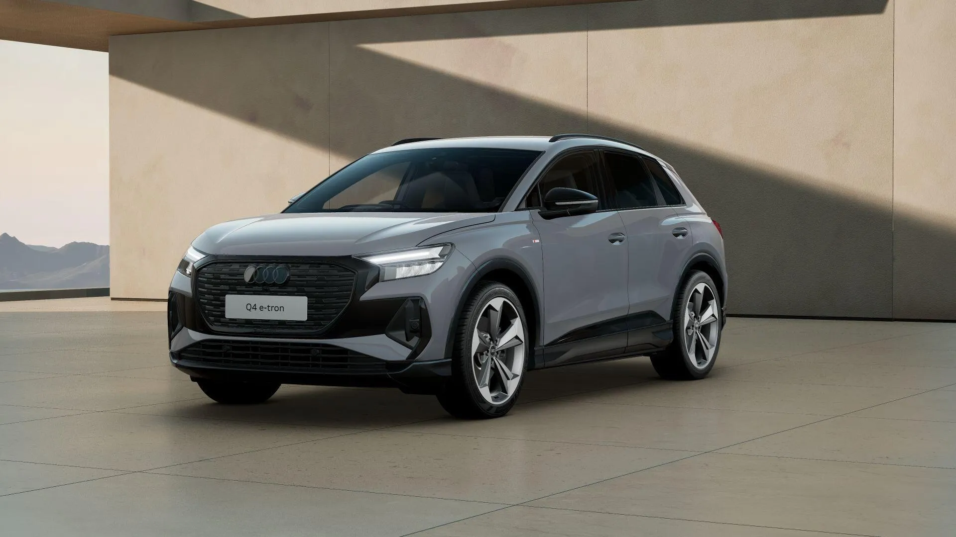  Audi Q4 e-tron 45 Black Edition Auto 5dr 82kWh Image #1