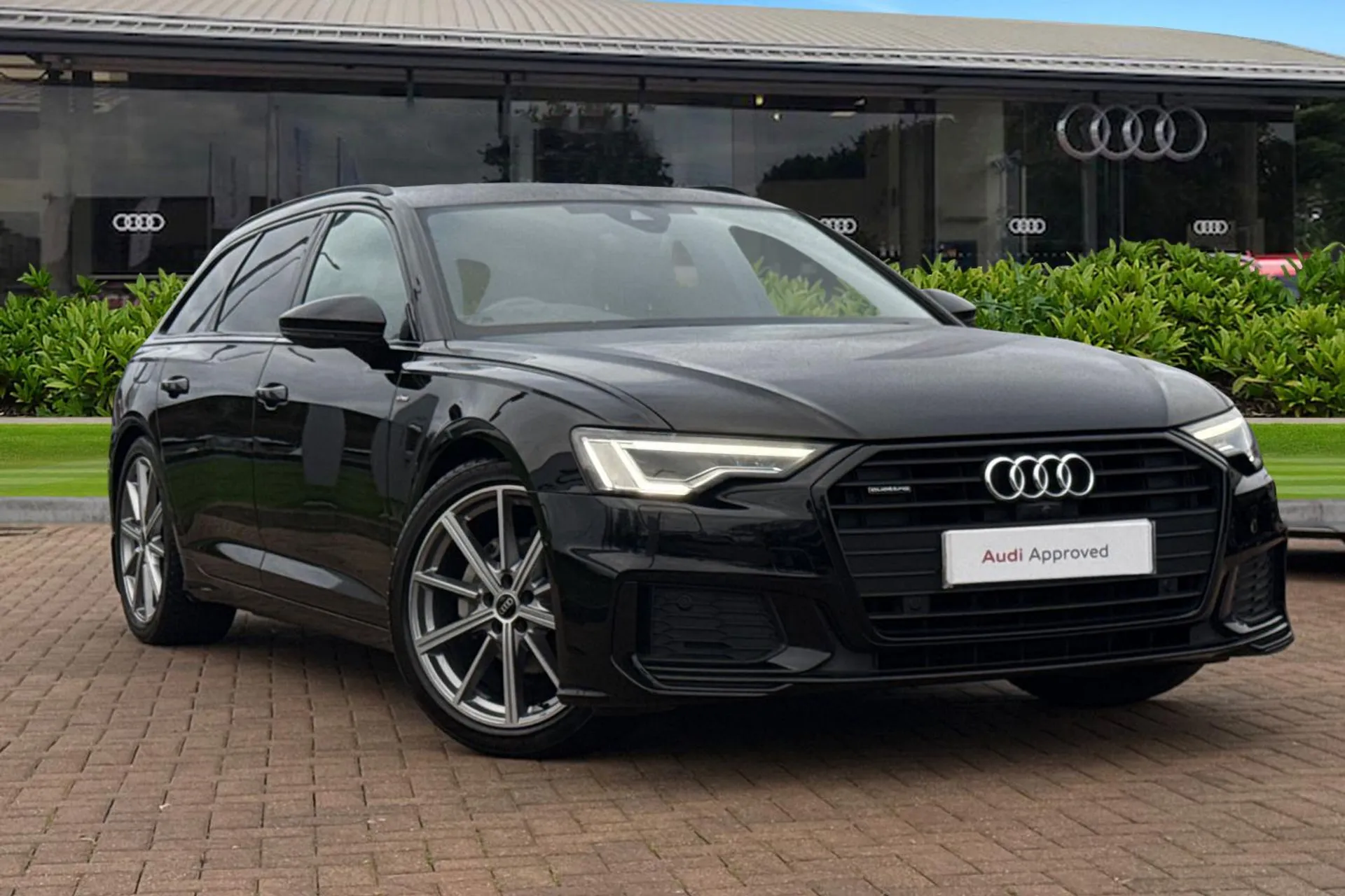 PK22EHJ Audi A6 40 TDI Quattro Black Edition 5dr S Tronic Image #1