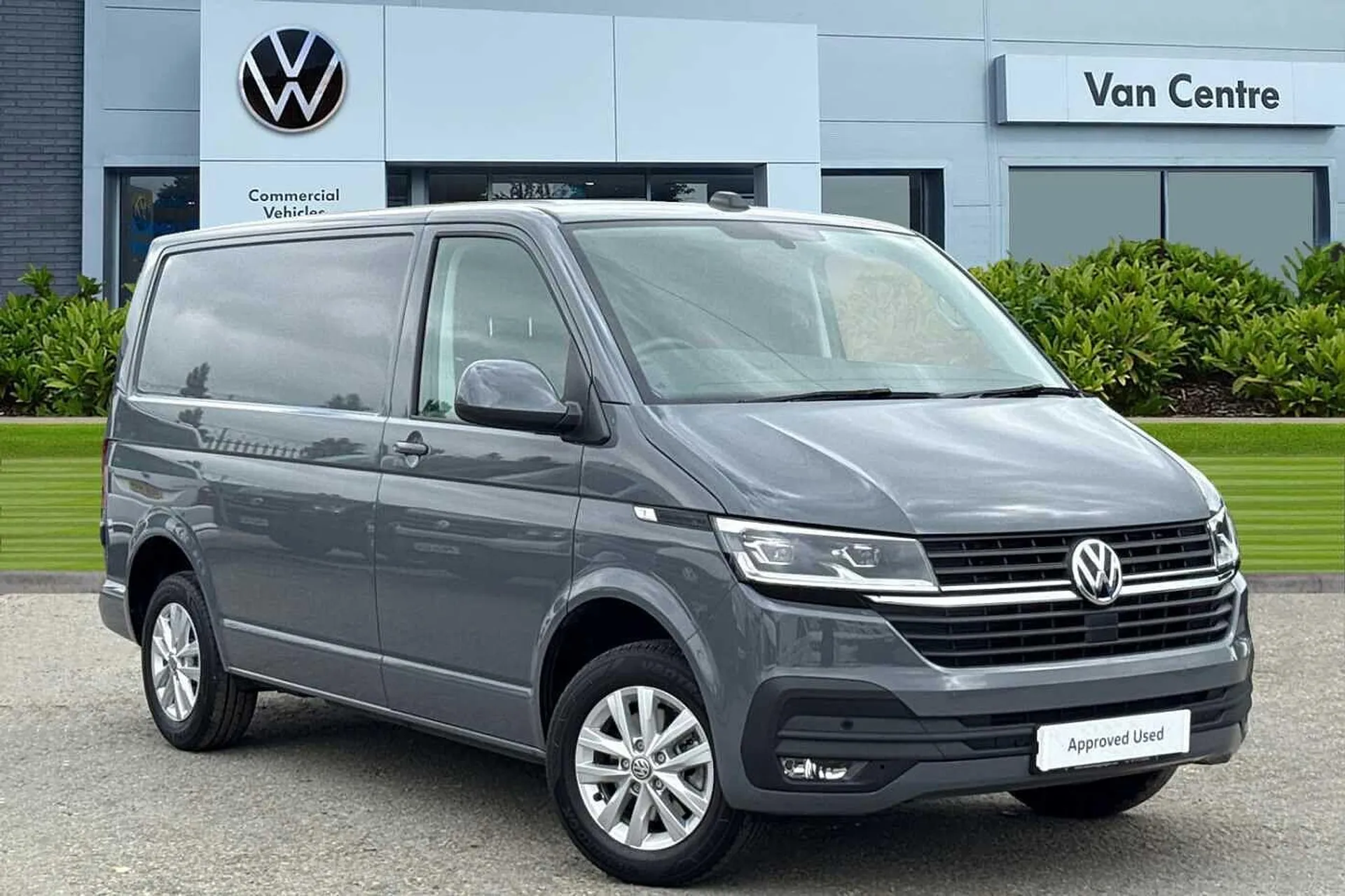 PJ74NXM Volkswagen Transporter 2.0 TDI 110 Highline Van Image #1