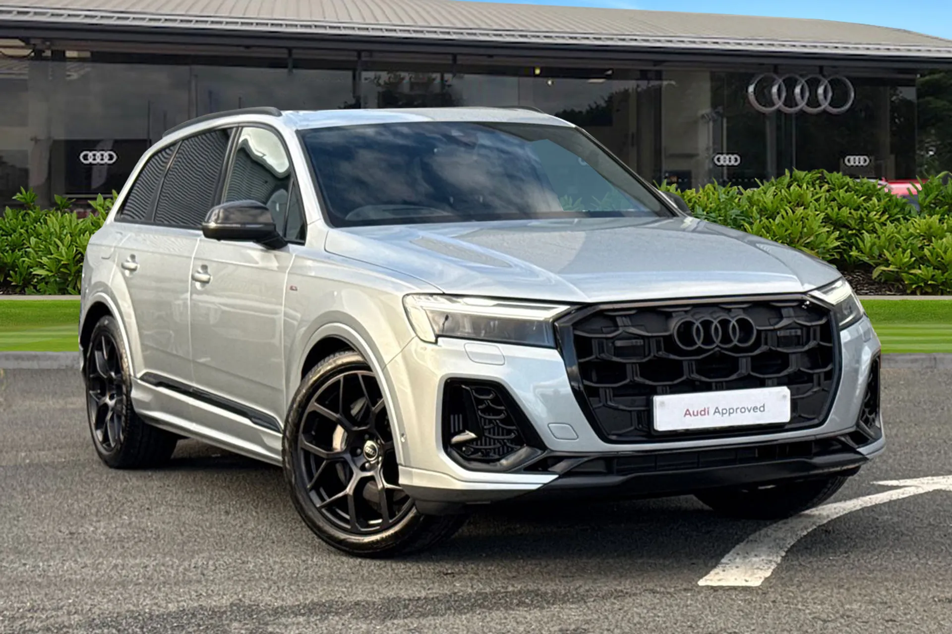 PX75YJH Audi Q7 3.0 TFSI Quattro 340 Black Edition 5dr Tiptronic Image #1