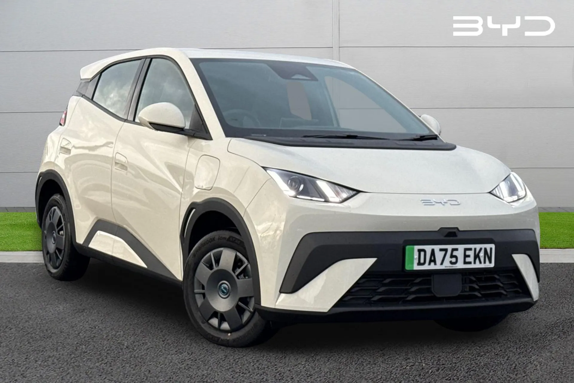 DA75EKN BYD Dolphin Surf 30kWh Active Auto 5dr Image #1