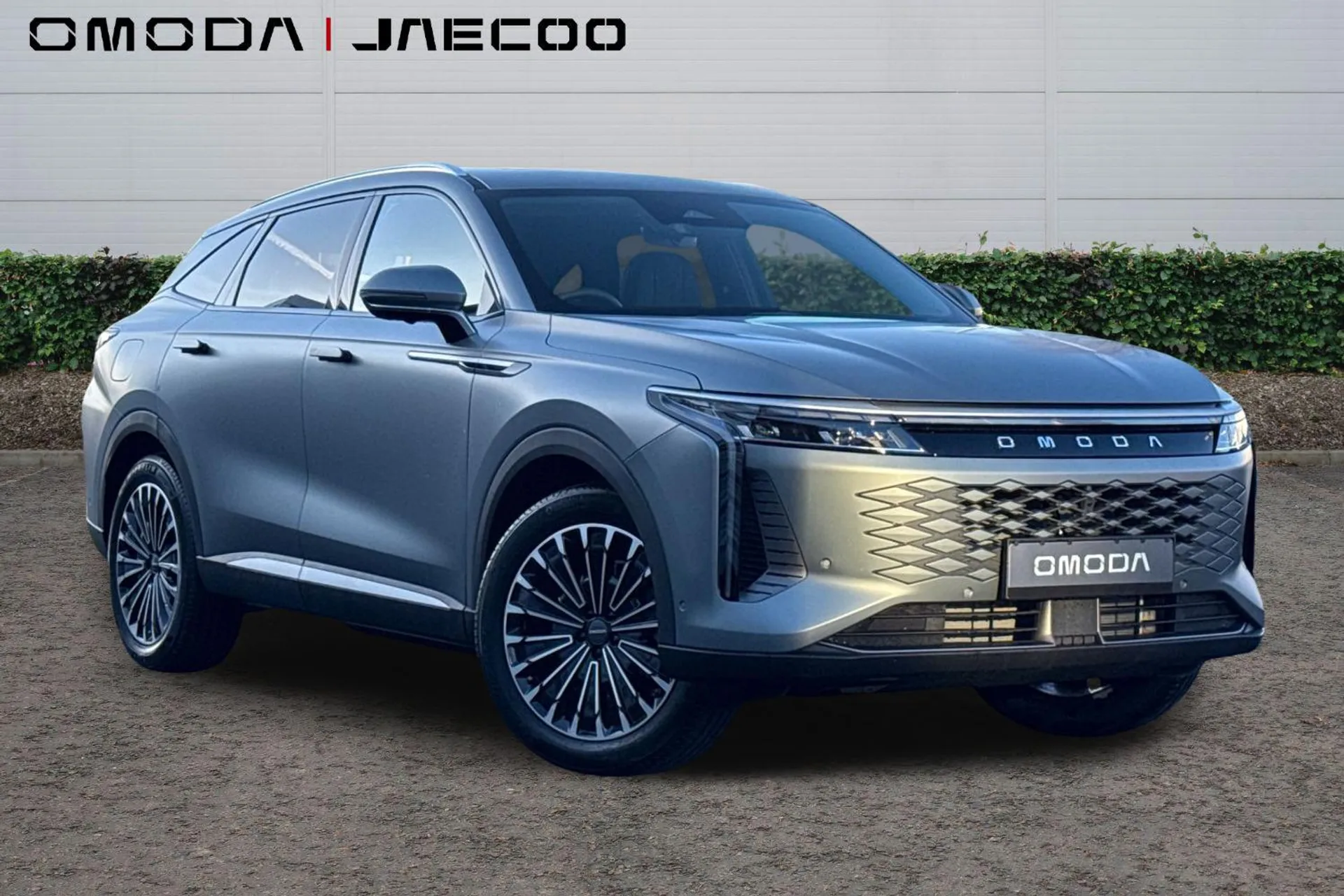  Omoda 9 1.5T SHS 34.46kWh Noble DHT3 4WD Euro 6 (s/s) 5dr Image #1