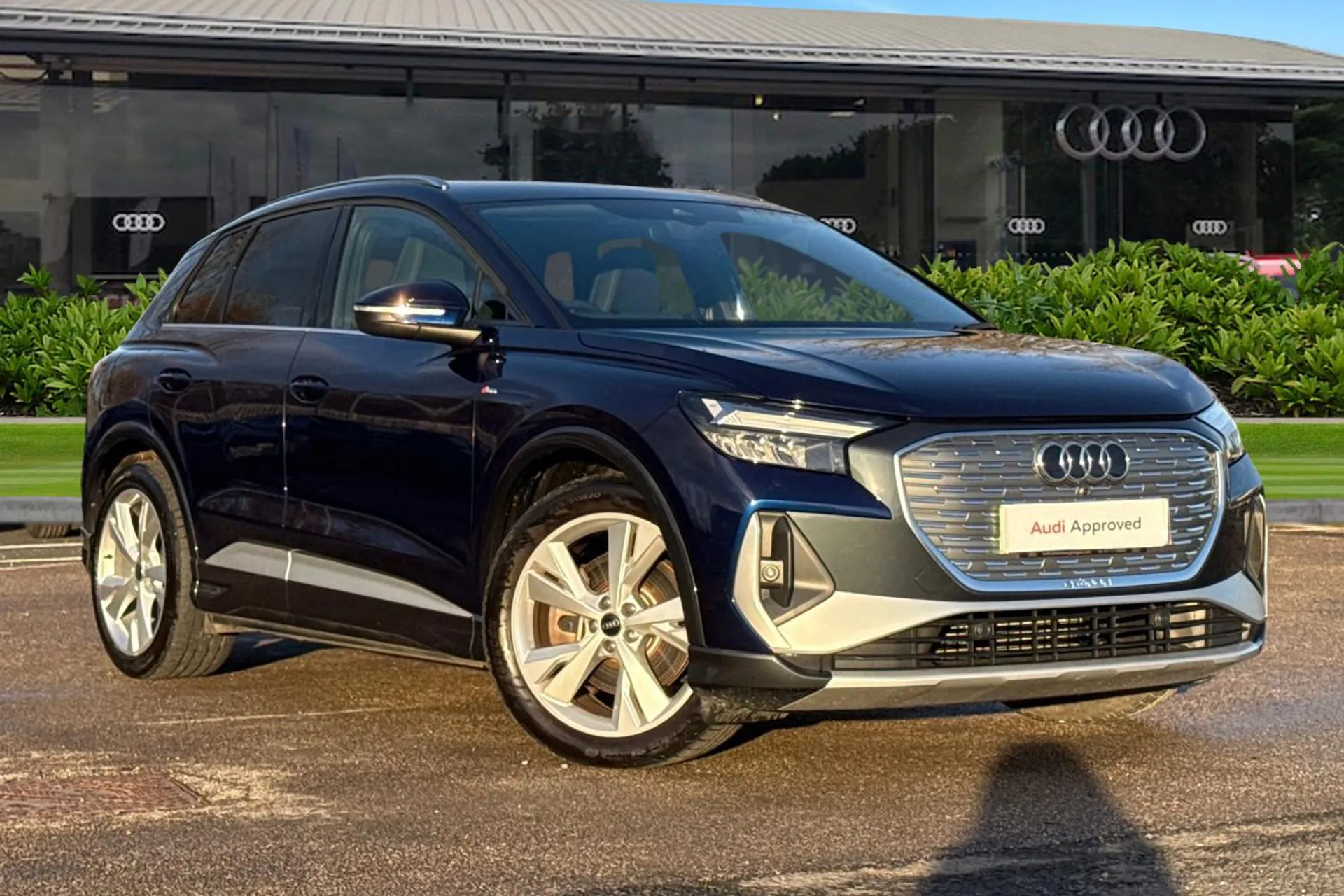 LL74HKU Audi Q4 e-tron Q4  S line 45 e-tron  210,00 kW Image #1