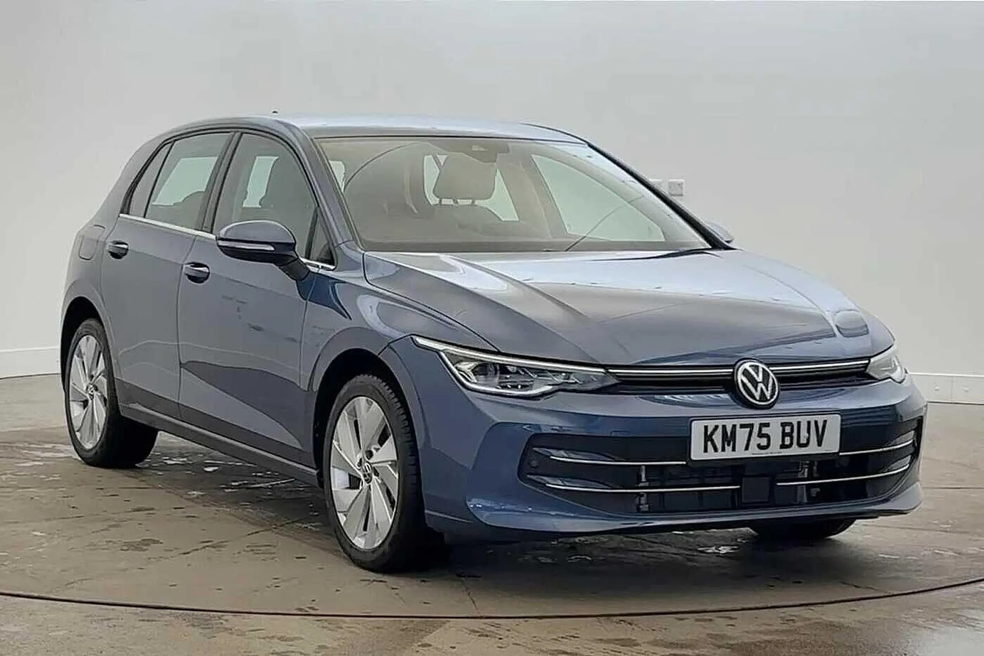 KM75BUV Volkswagen Golf 1.5 TSI 204 Style eHybrid 5dr DSG Image #1