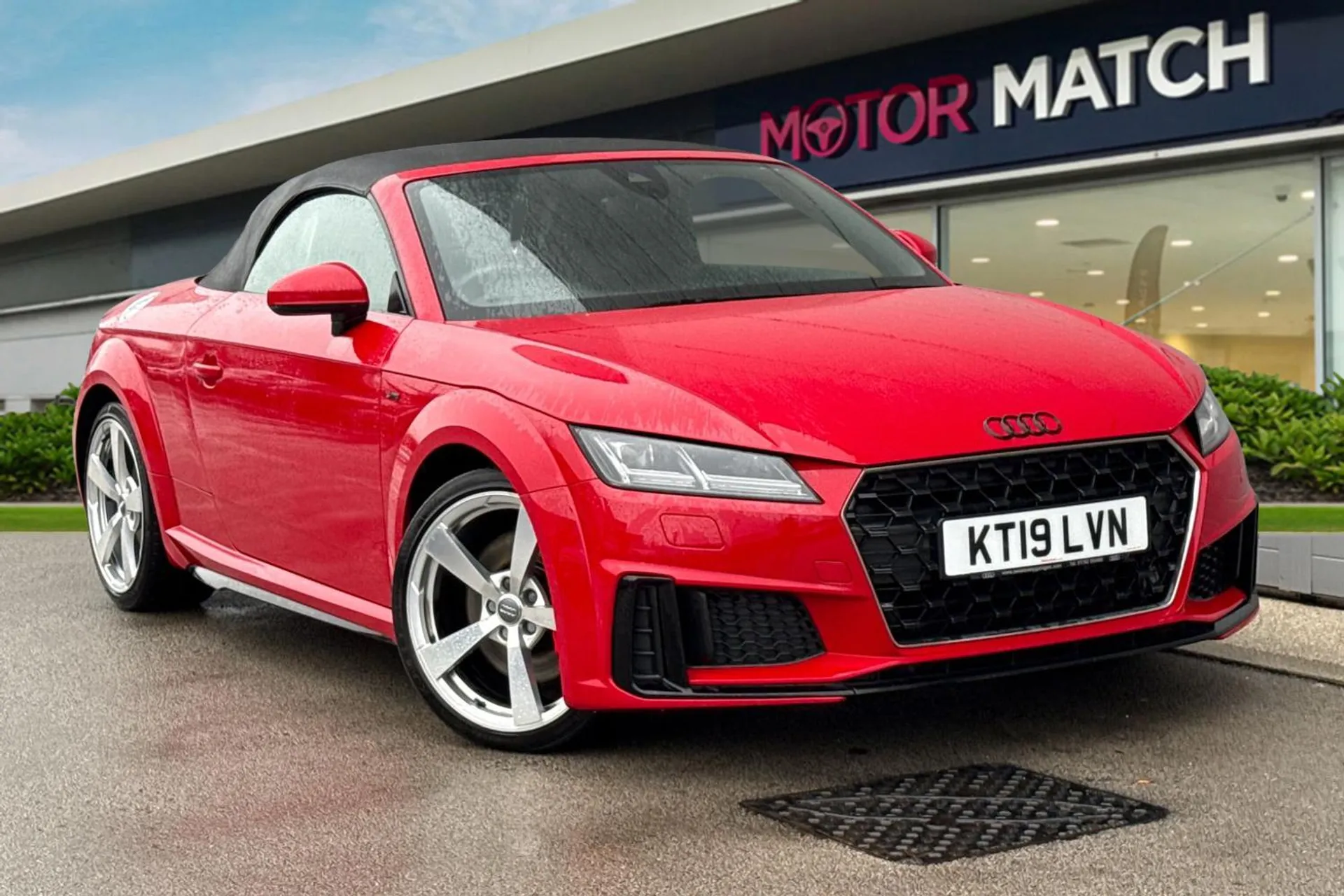KT19LVN Audi TT 2.0 TFSI 45 S line Roadster S Tronic Euro 6 (s/s) 2dr Image #1