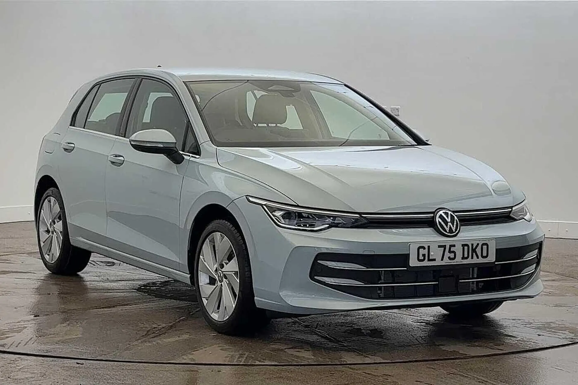 GL75DKO Volkswagen Golf 1.5 TSI 150 Style 5dr Image #1