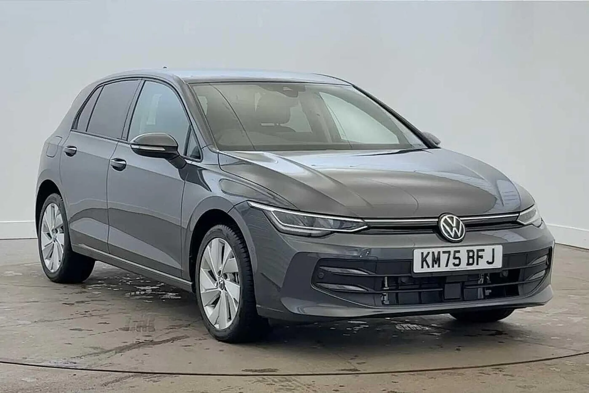 KM75BFJ Volkswagen Golf 1.5 TSI 204 Match eHybrid 5dr DSG Image #1