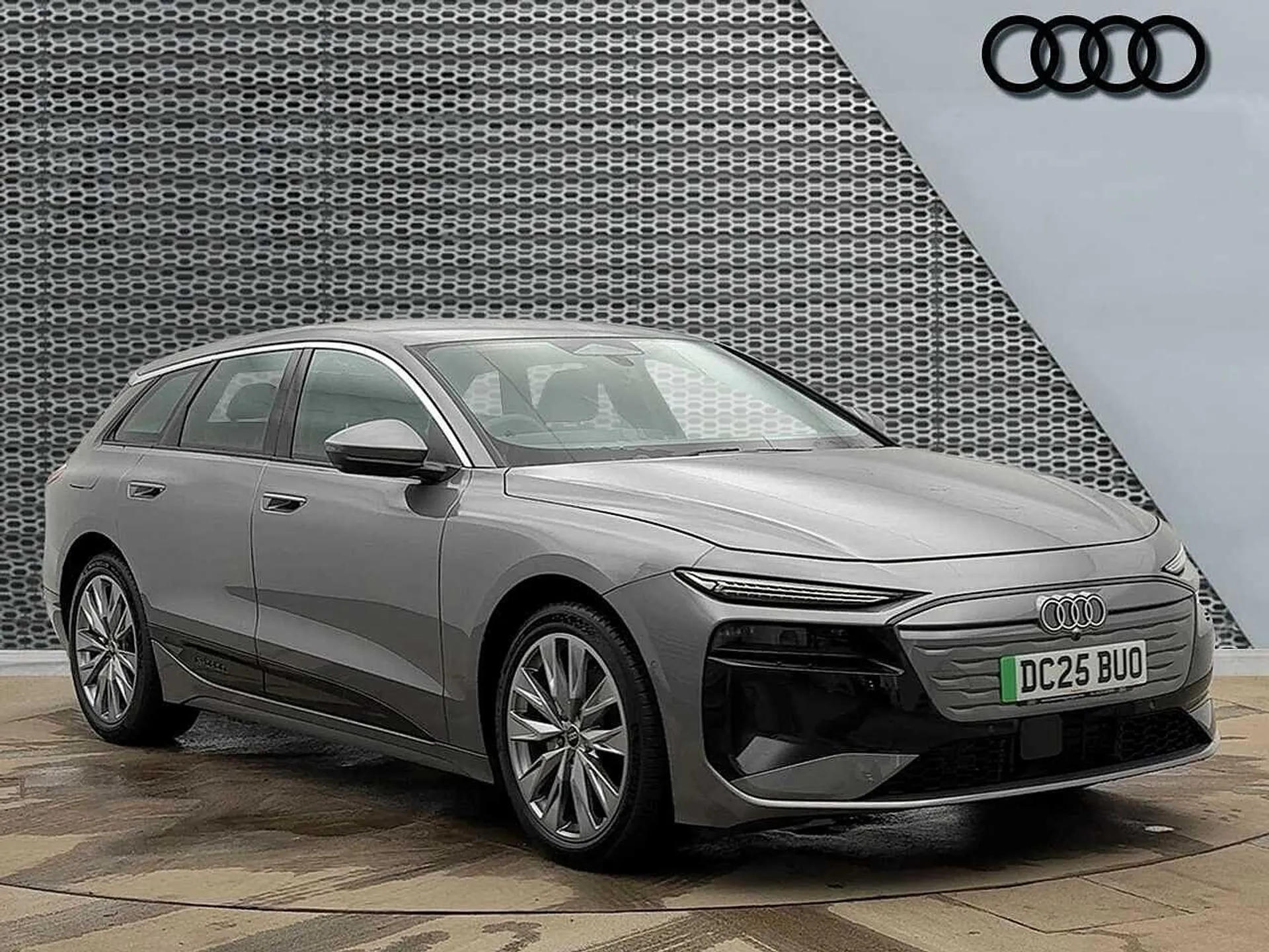 DC25BUO Audi A6 Avant Sport e-tron  210,00 kW Image #1