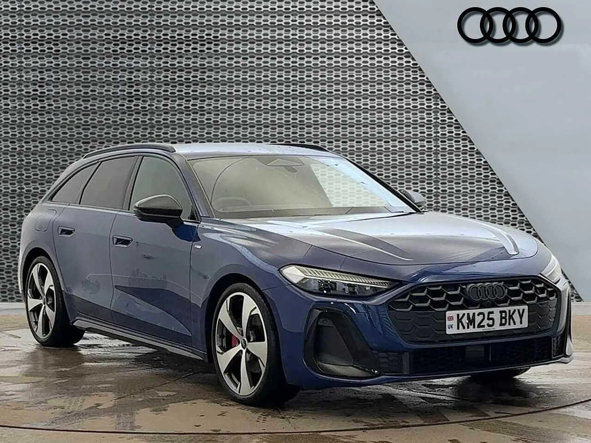 KM25BKY Audi A5 Avant Edition 1 TFSI  204 PS S tronic Image #1