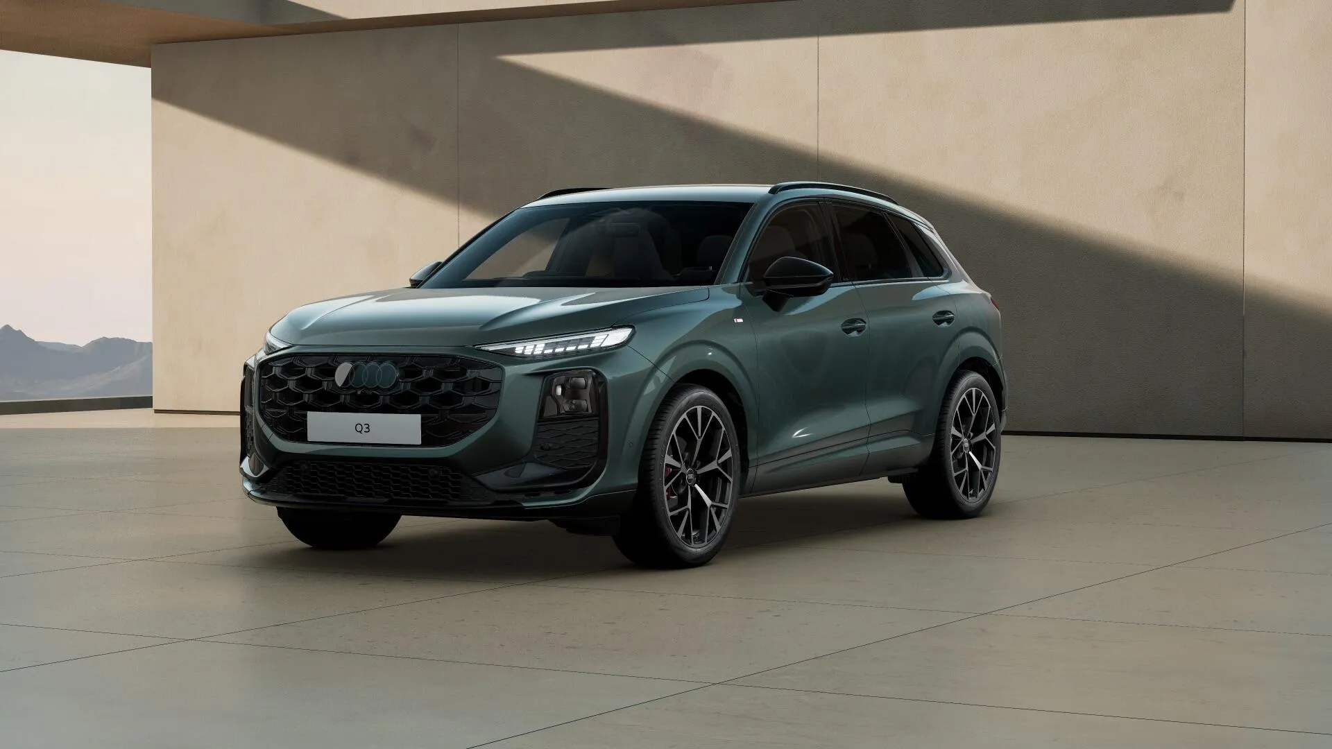  Audi Q3 1.5 TFSI Edition 1 S Tronic Euro 6 (s/s) 5dr Image #1