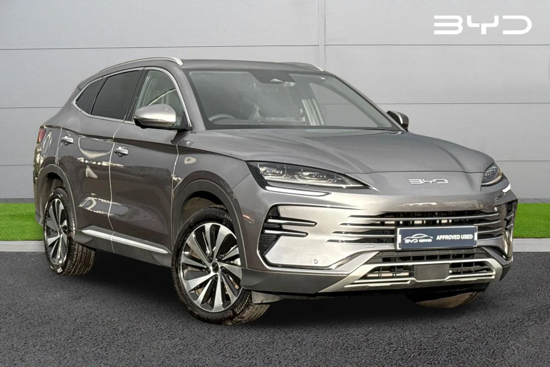 PJ25ODY BYD Seal U 1.5 DM-i 18.3kWh Boost CVT Auto Euro 6 (s/s) 5dr Image #1