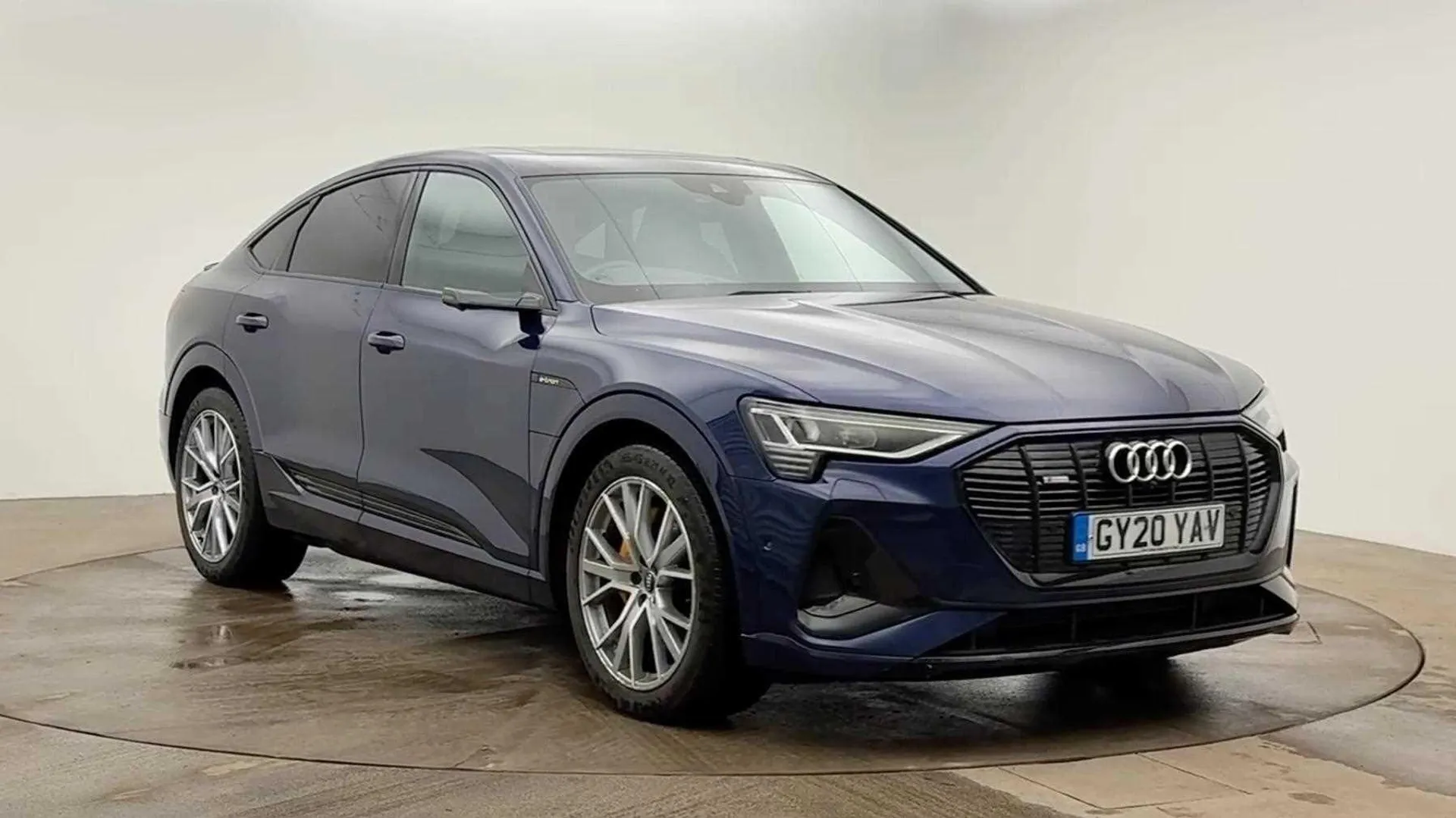 GY20YAV Audi e-tron 300kW 55 Quattro 95kWh Launch Edition 5dr Auto Image #1