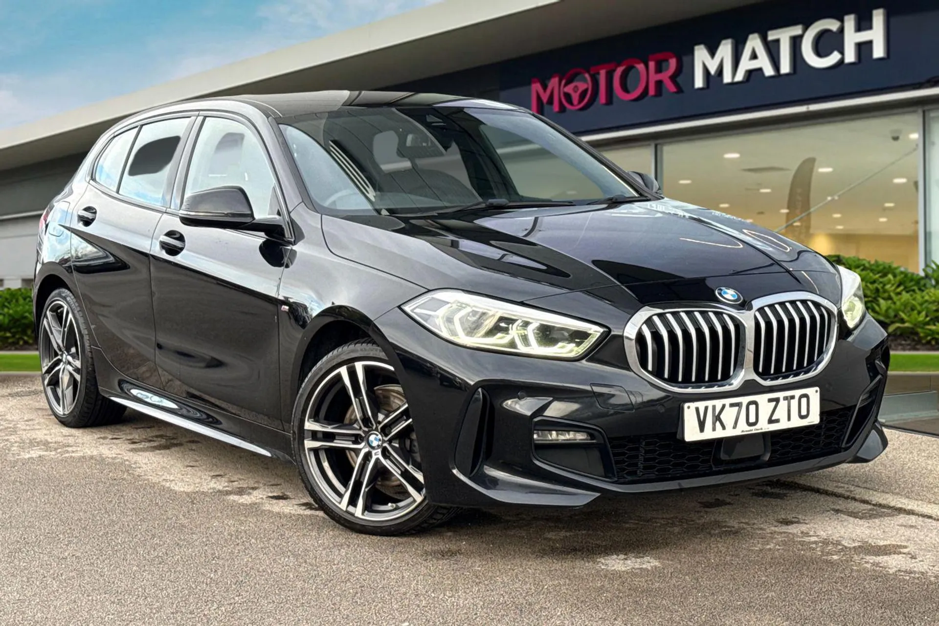 VK70ZTO BMW 1 Series 118d M Sport 5dr Step Auto Image #1