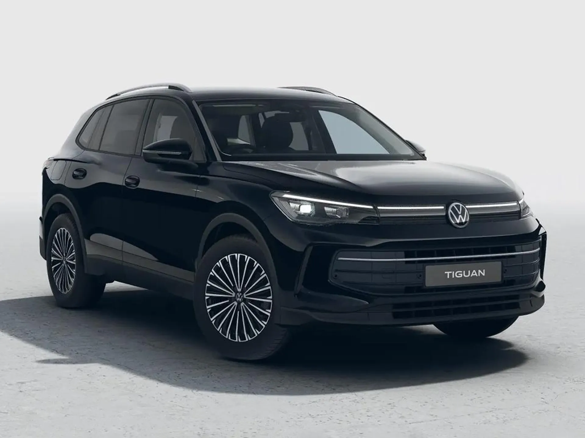  Volkswagen Tiguan 1.5 eTSI MHEV Match DSG Euro 6 (s/s) 5dr Image #1