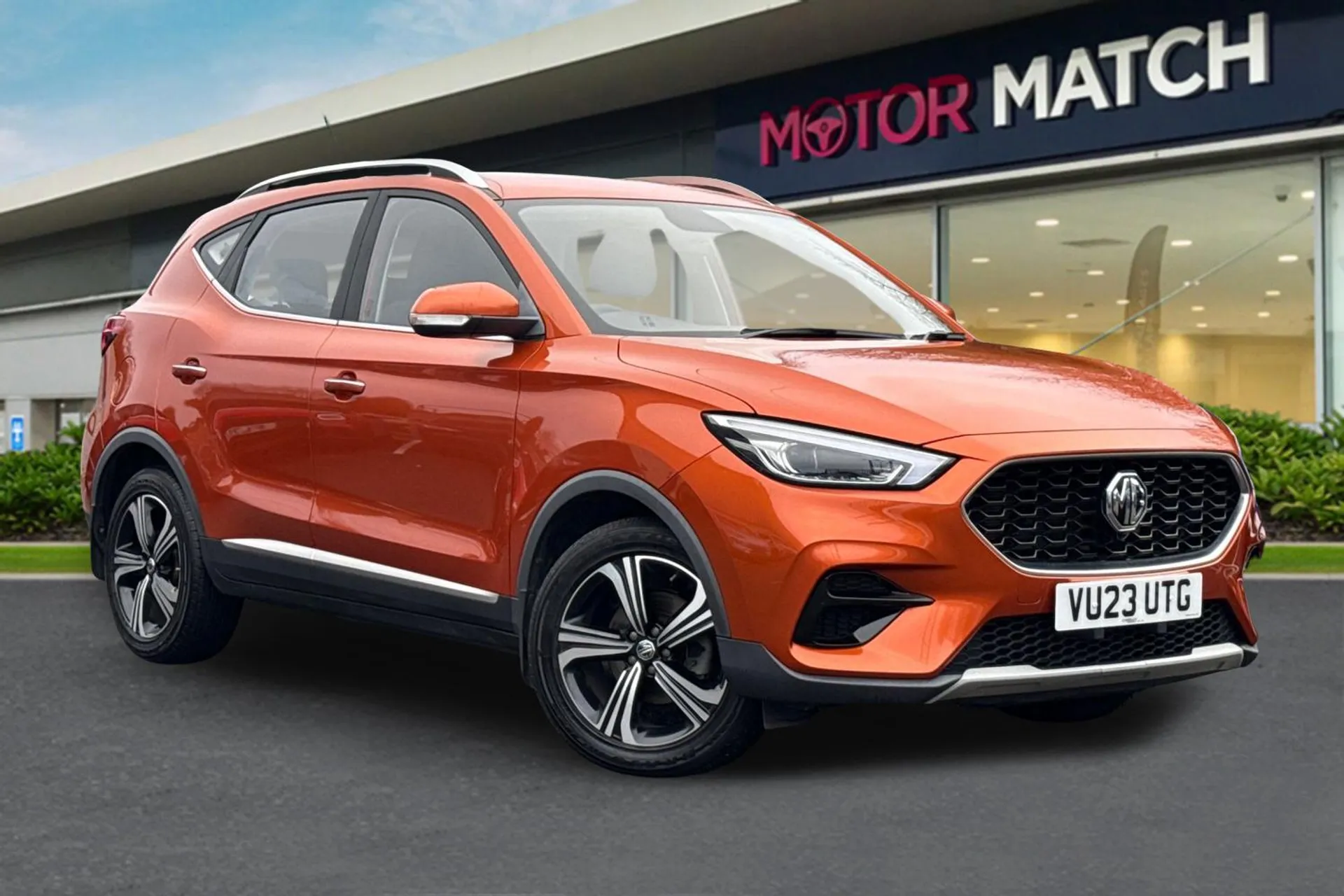 VU23UTG MG Motor Uk Zs 1.5 VTi-TECH Excite 5dr Image #1