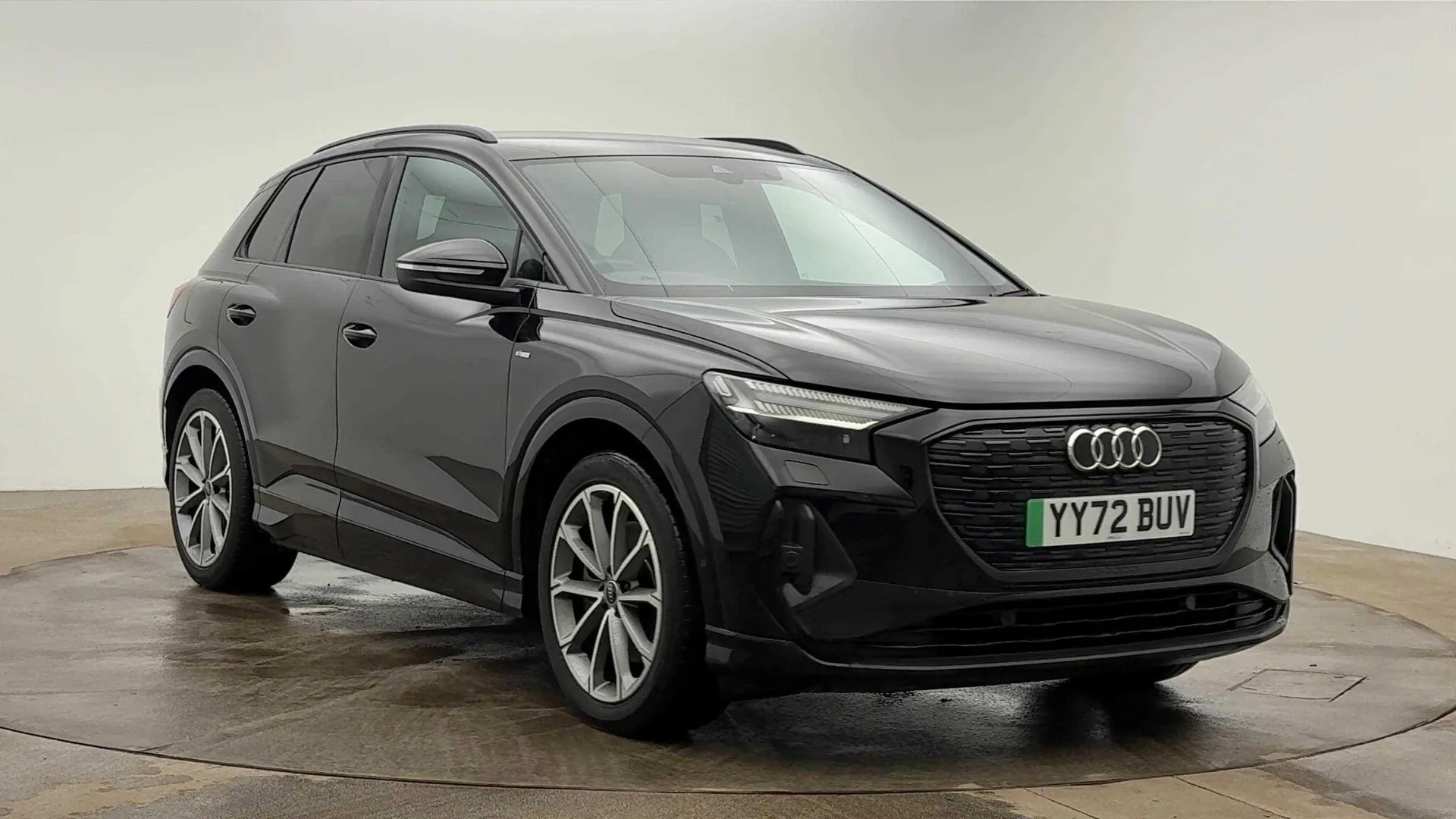 YY72BUV Audi Q4 e-tron Q4  Edition 1 40 e-tron  150,00 kW Image #1