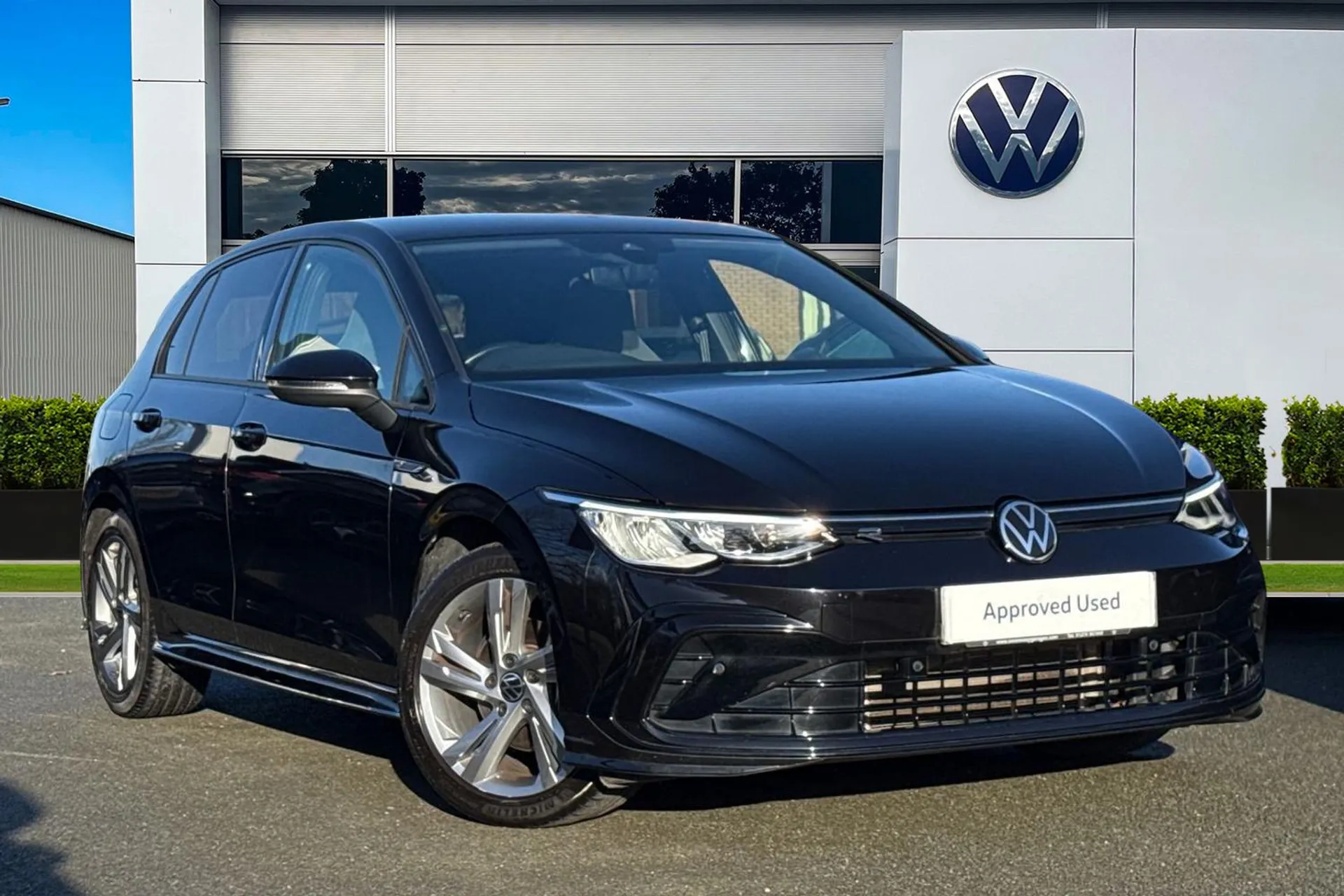 PF71LSK Volkswagen Golf 1.5 TSI R-Line 5dr Image #1