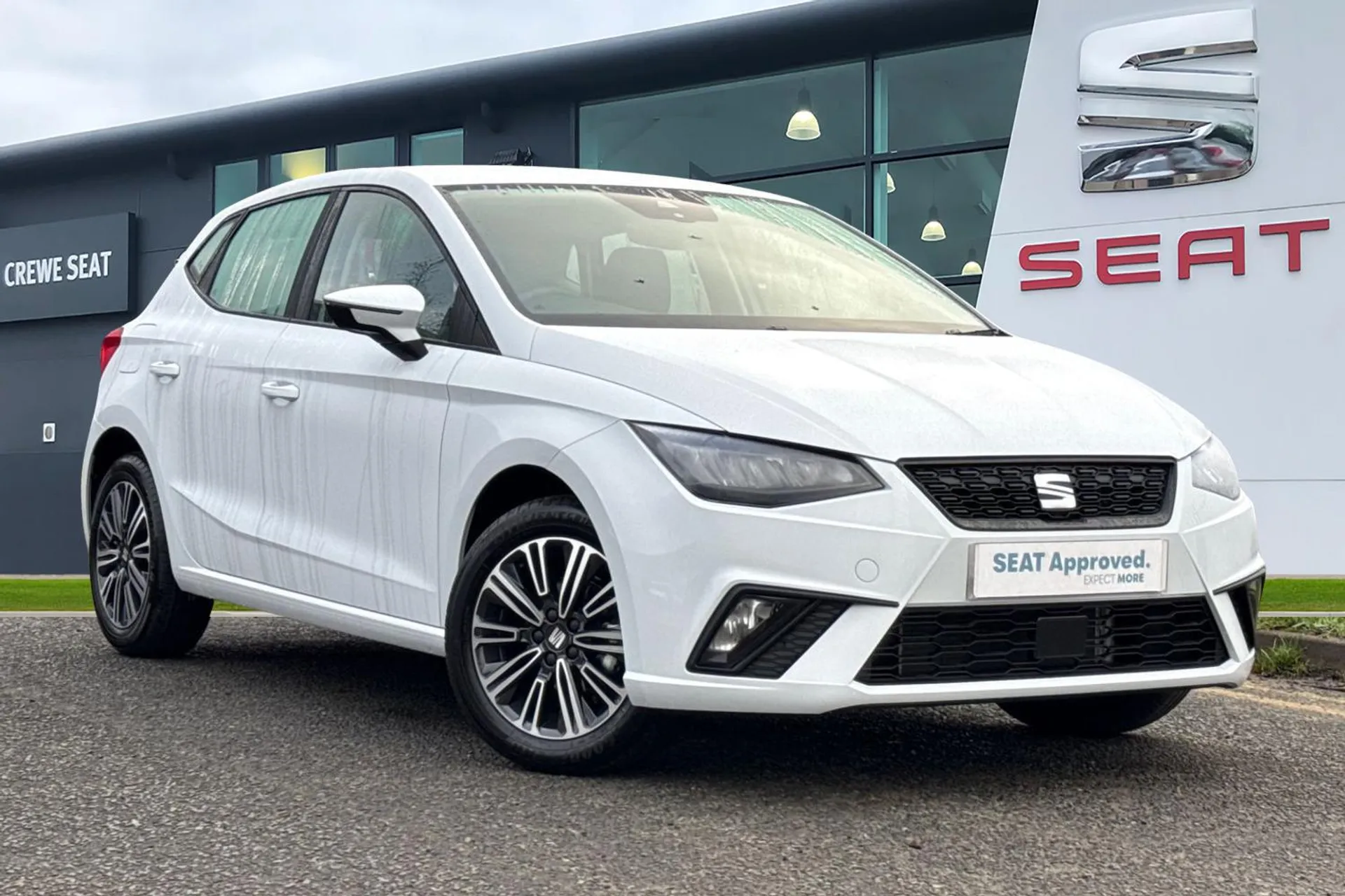 KM75MBF SEAT Ibiza 1.0 TSI SE Technology Euro 6 (s/s) 5dr Image #1