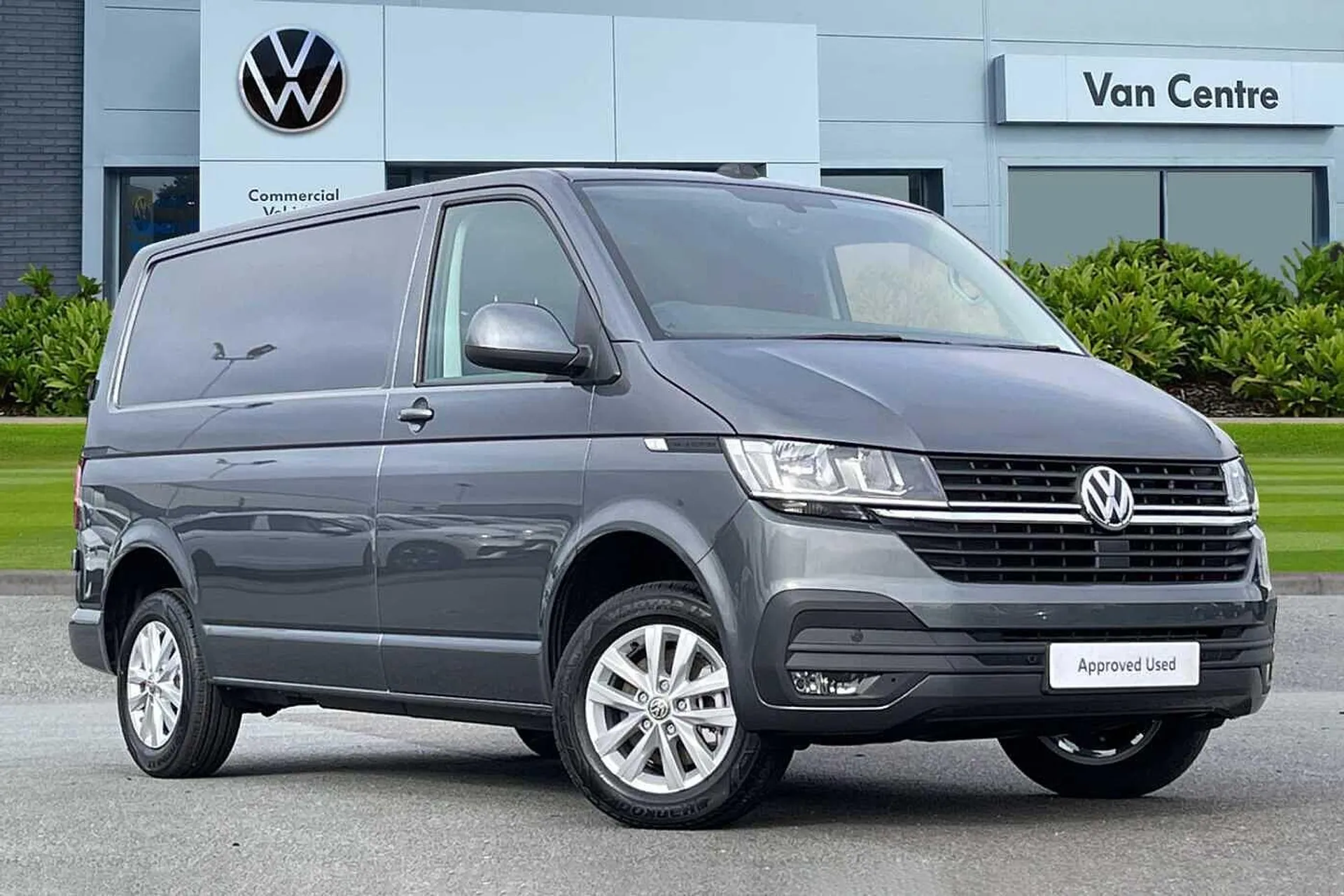 DG74YBR Volkswagen Transporter 2.0 TDI 110 Highline Van Image #1